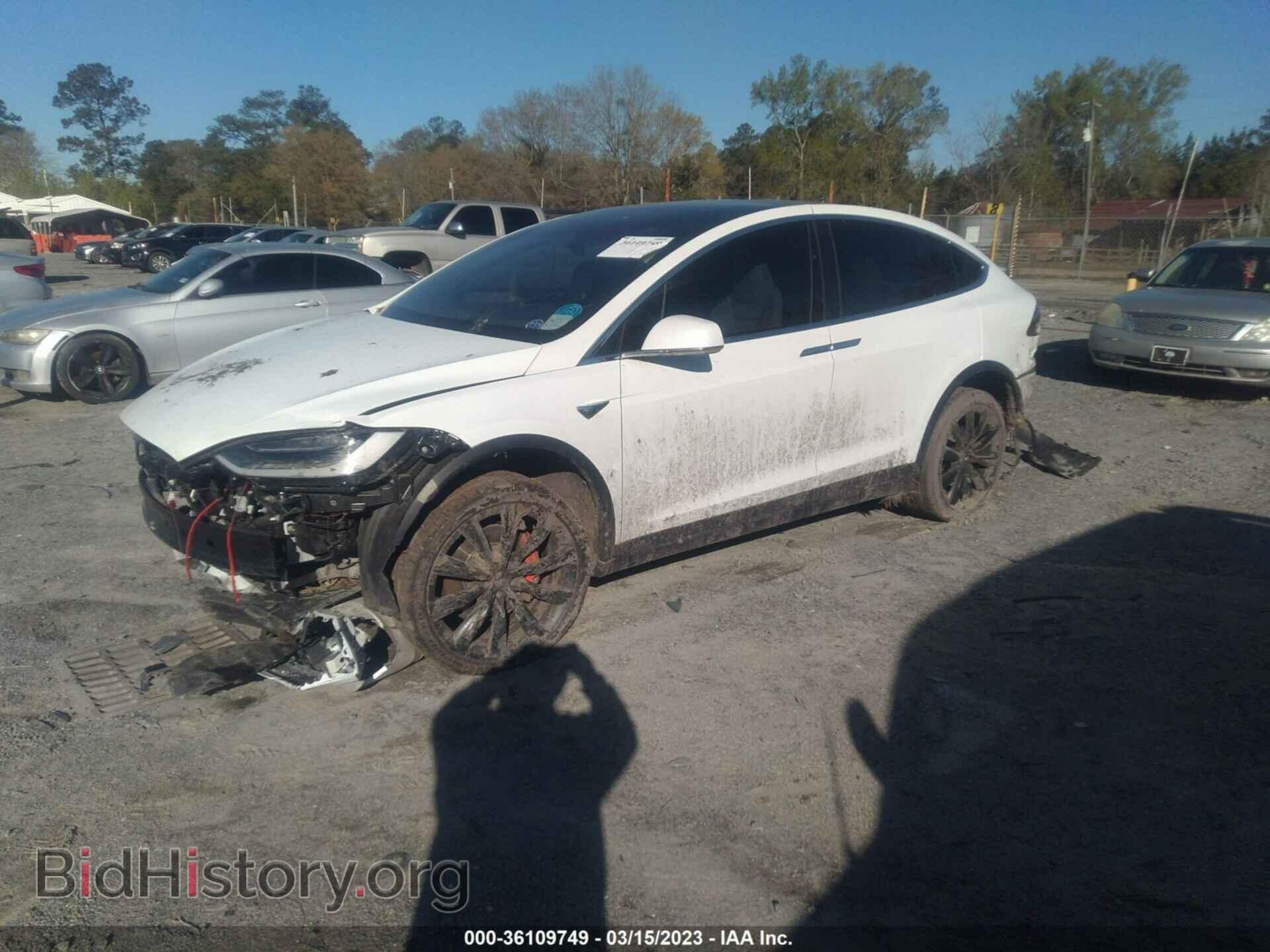 2018 TESLA MODEL X - VIN: 5YJXCAE2XJF103502 - Фото 2