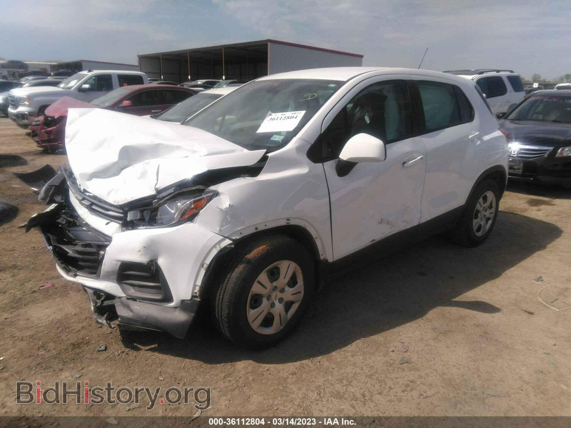 2018 CHEVROLET TRAX - VIN: KL7CJKSB8JB625656 - Фото 2