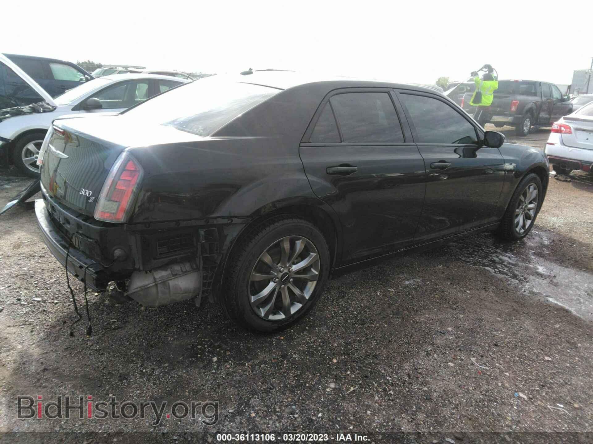 2014 CHRYSLER 300 - VIN: 2C3CCAGG9EH311933 - Фото 4