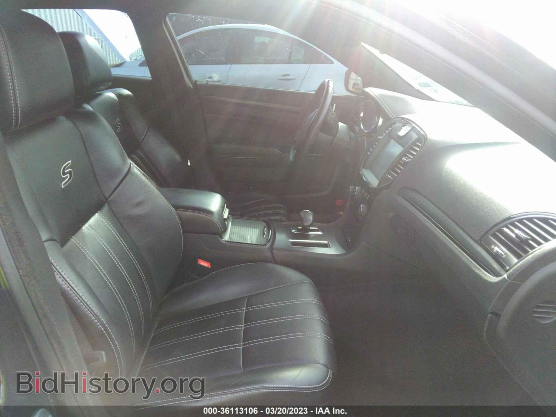2014 CHRYSLER 300 - VIN: 2C3CCAGG9EH311933 - Фото 5