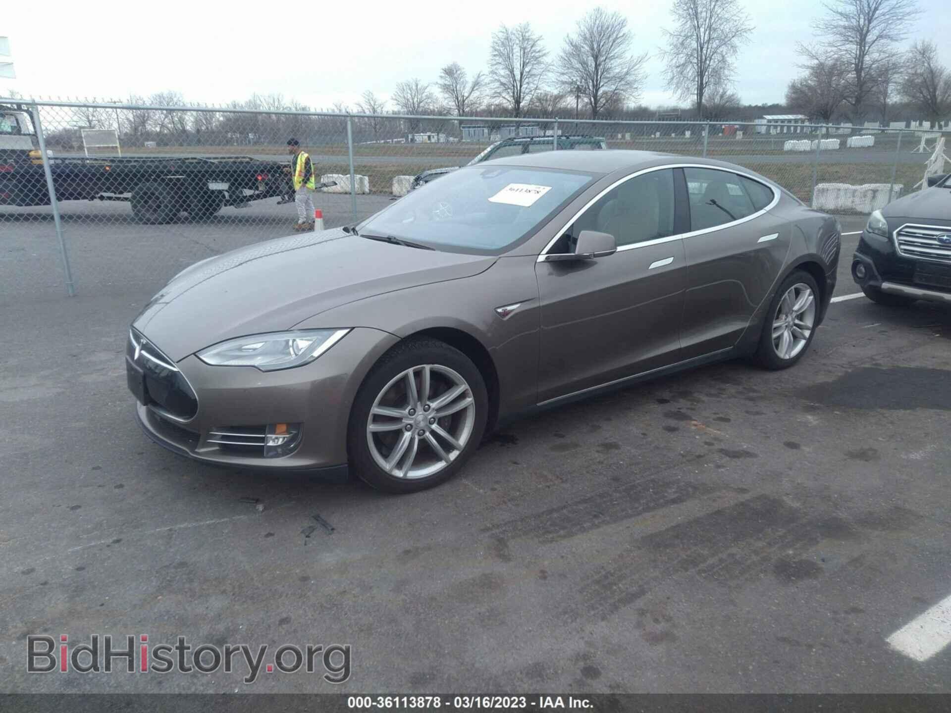 2015 TESLA MODEL S - VIN: 5YJSA1S17FF099346 - Фото 2