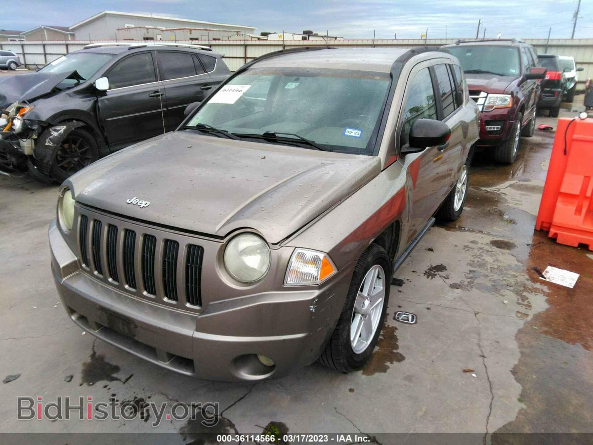 2007 JEEP COMPASS - VIN: 1J8FT47W57D118334 - Фото 2