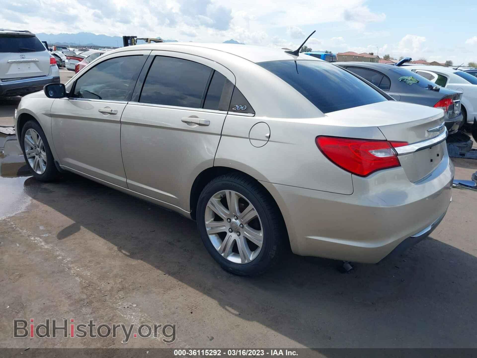 2013 CHRYSLER 200 - VIN: 1C3CCBAB9DN697827 - Фото 3