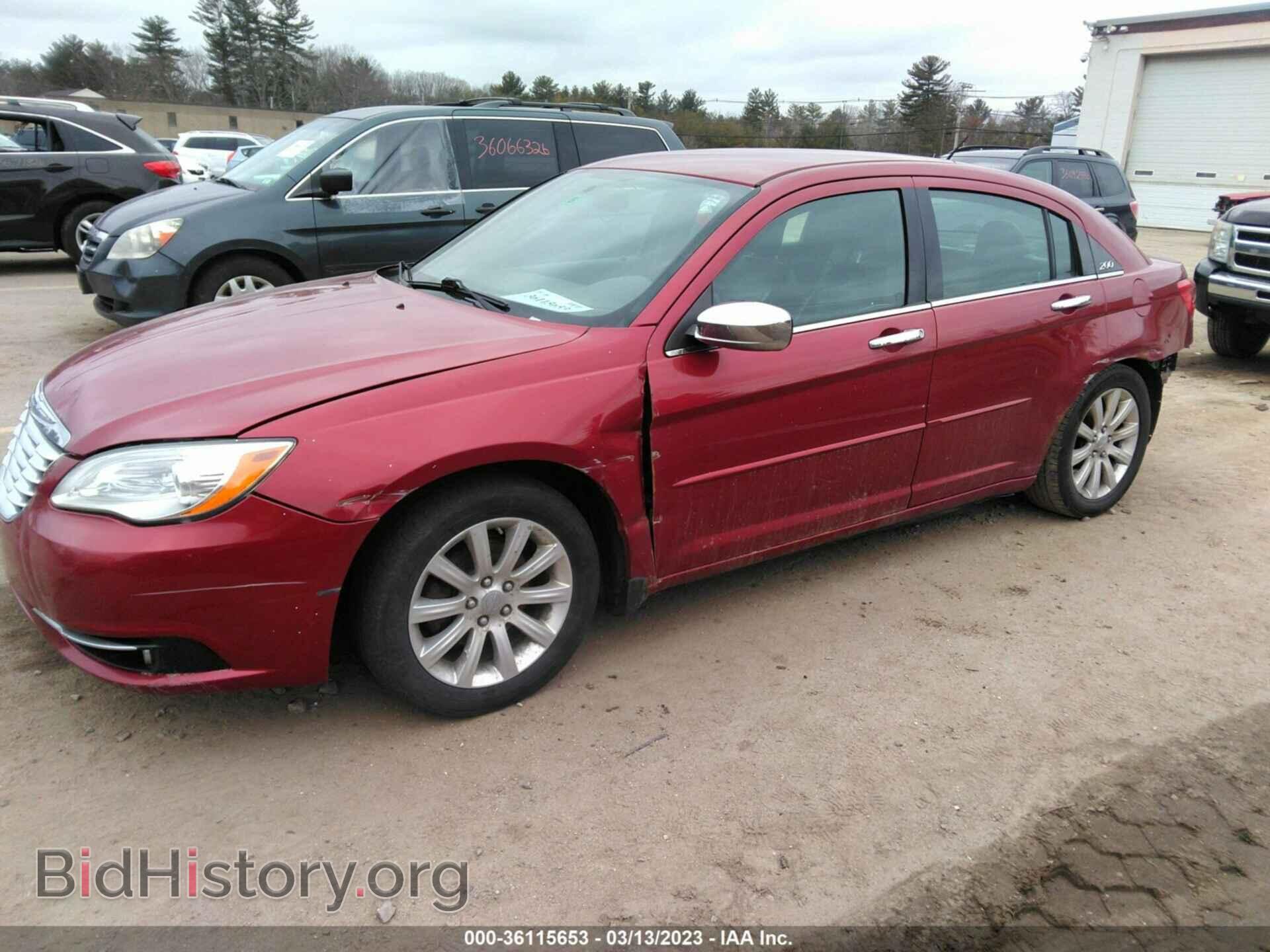 2013 CHRYSLER 200 - VIN: 1C3CCBCG0DN567685 - Фото 2