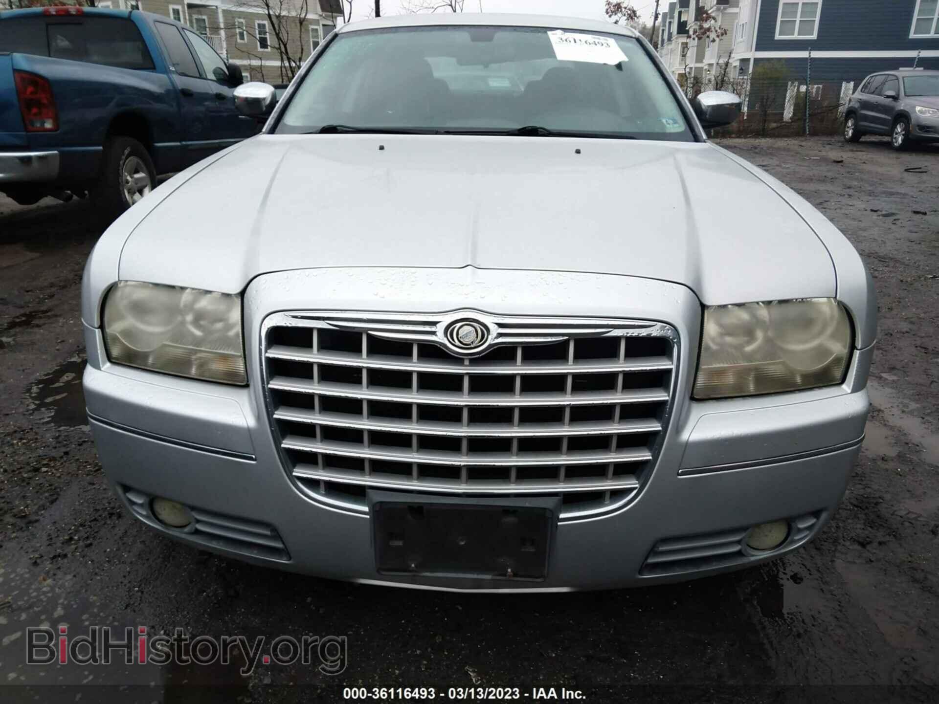 2010 CHRYSLER 300 - VIN: 2C3CA4CD7AH135557 - Фото 6