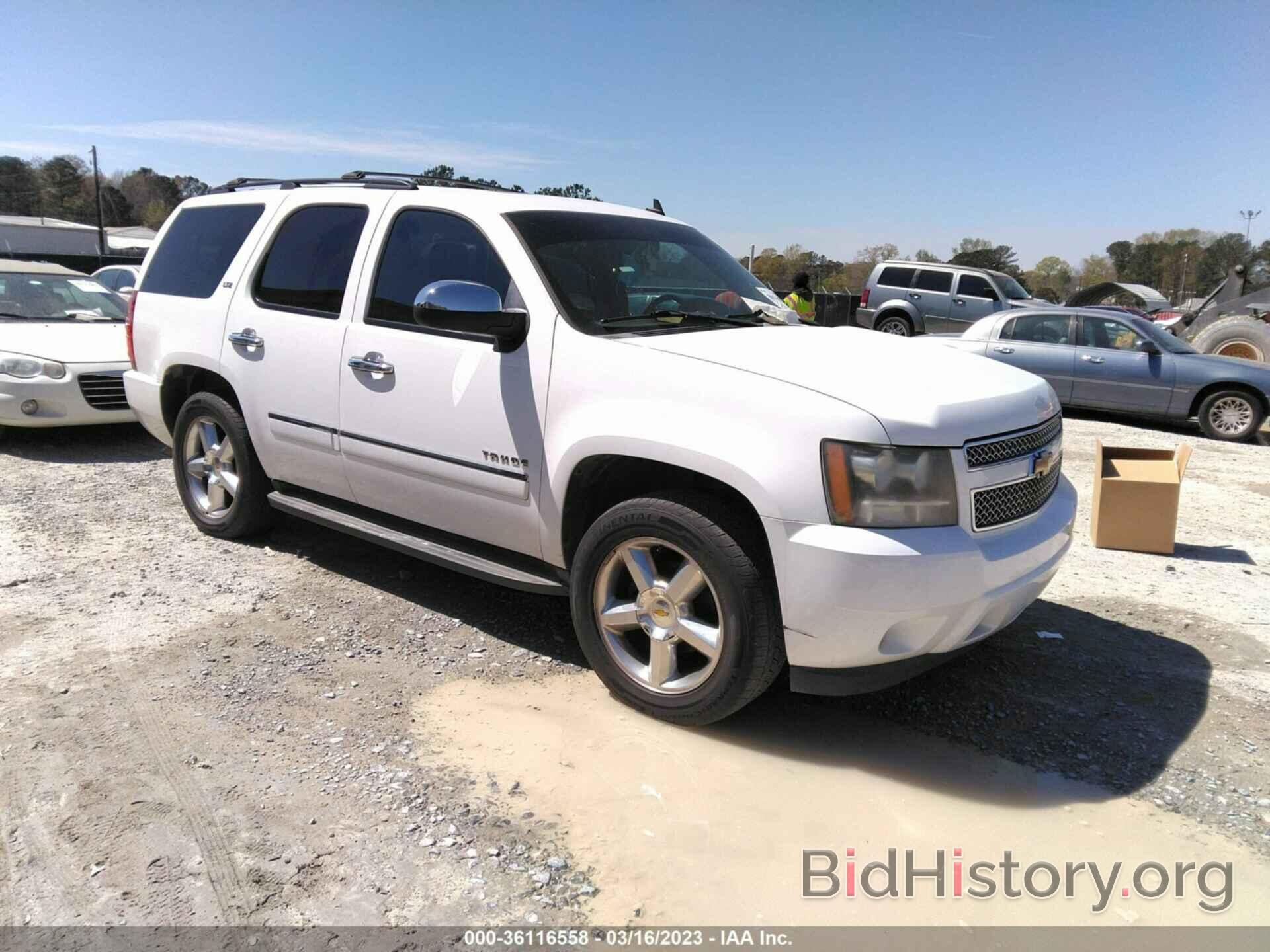 Photo 1GNSCCE01BR257698 - CHEVROLET TAHOE 2011