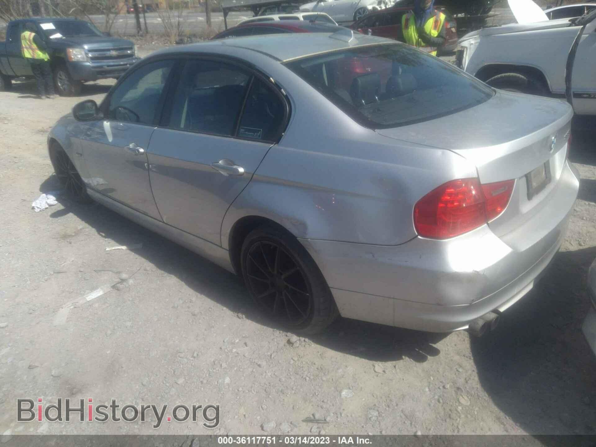2011 BMW 3 SERIES - VIN: WBAPH7G57BNN06042 - Фото 3