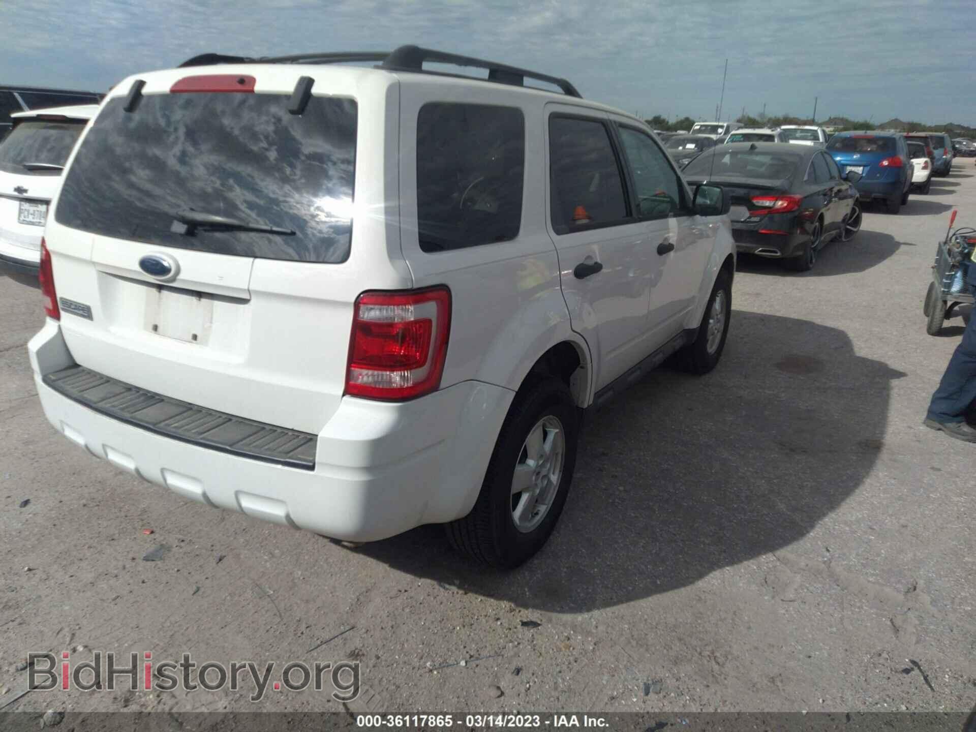 2009 FORD ESCAPE - VIN: 1FMCU03739KA02560 - Фото 4