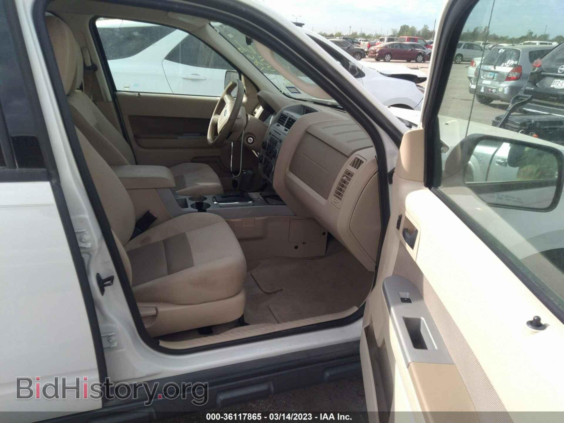 2009 FORD ESCAPE - VIN: 1FMCU03739KA02560 - Фото 5