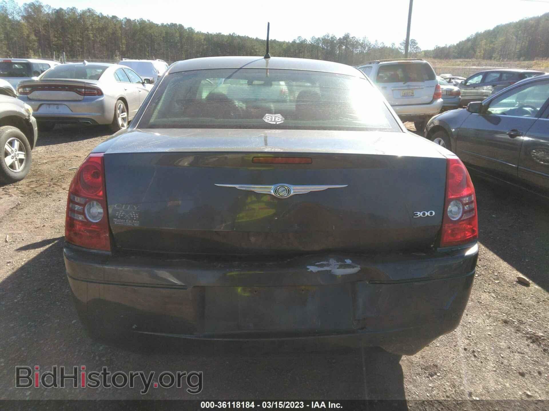 2008 CHRYSLER 300 - VIN: 2C3LA43R98H224682 - Фото 6