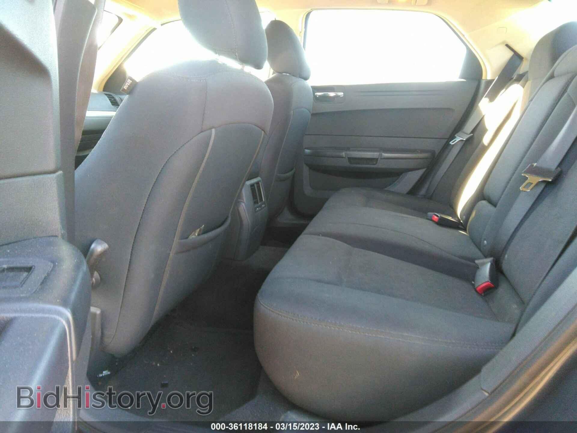 2008 CHRYSLER 300 - VIN: 2C3LA43R98H224682 - Фото 8