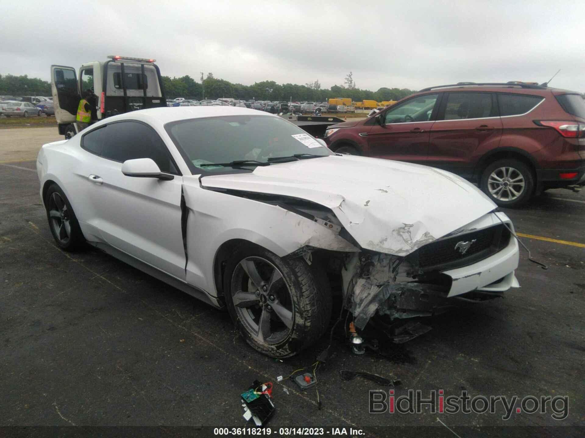 Photo 1FA6P8AM5F5316856 - FORD MUSTANG 2015