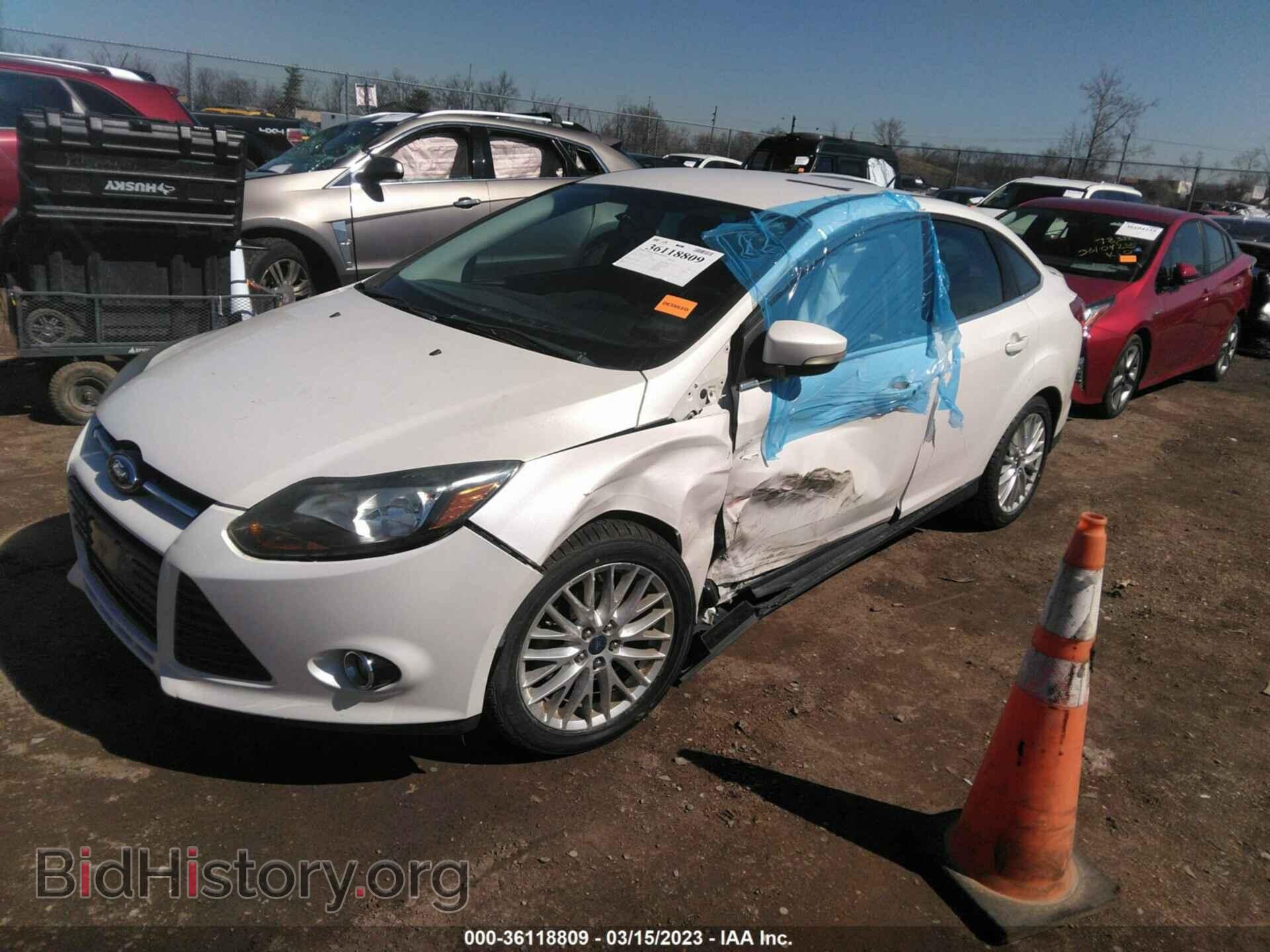 2013 FORD FOCUS - VIN: 1FADP3J21DL137196 - Фото 2