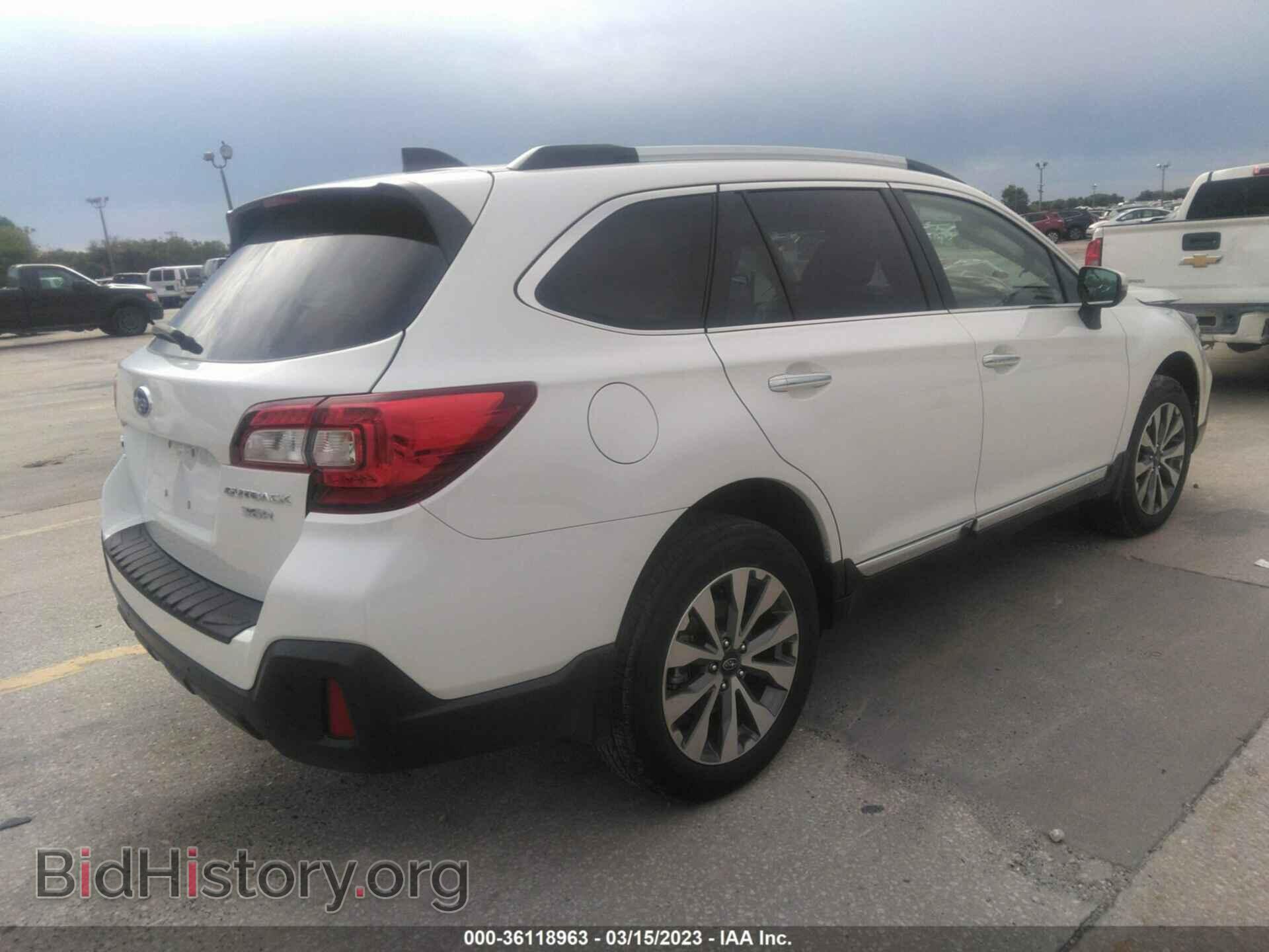2018 SUBARU OUTBACK - VIN: 4S4BSETC7J3384053 - Фото 4