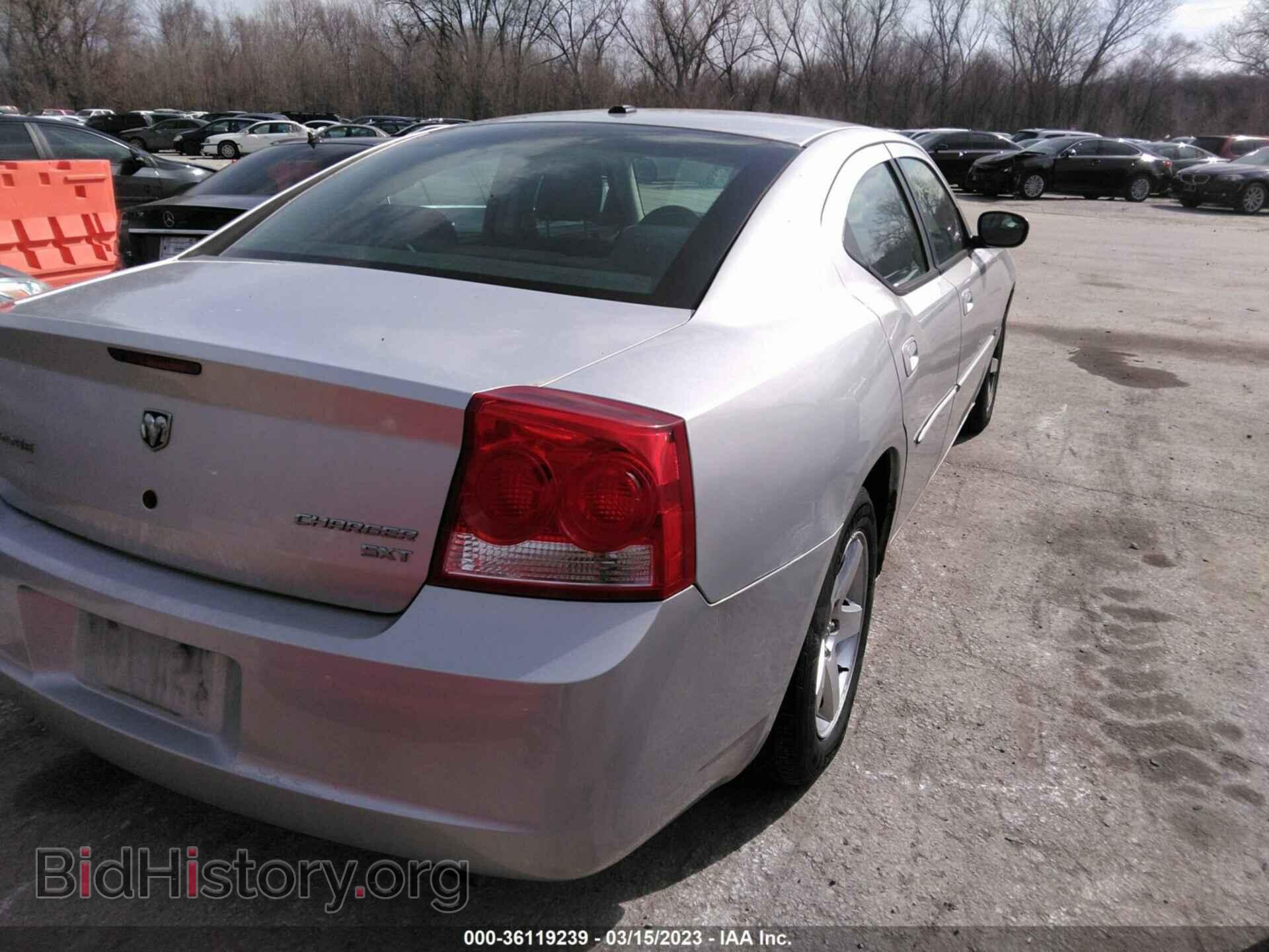 2010 DODGE CHARGER - VIN: 2B3CA3CV9AH122194 - Фото 4
