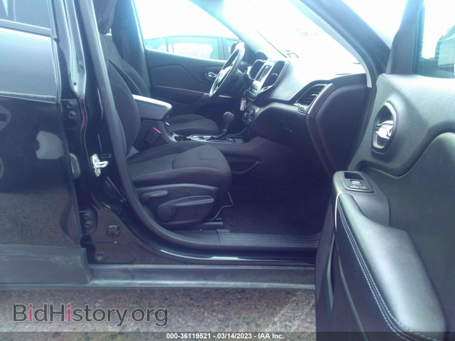 2020 JEEP CHEROKEE - VIN: 1C4PJLCB2LD652870 - Фото 5