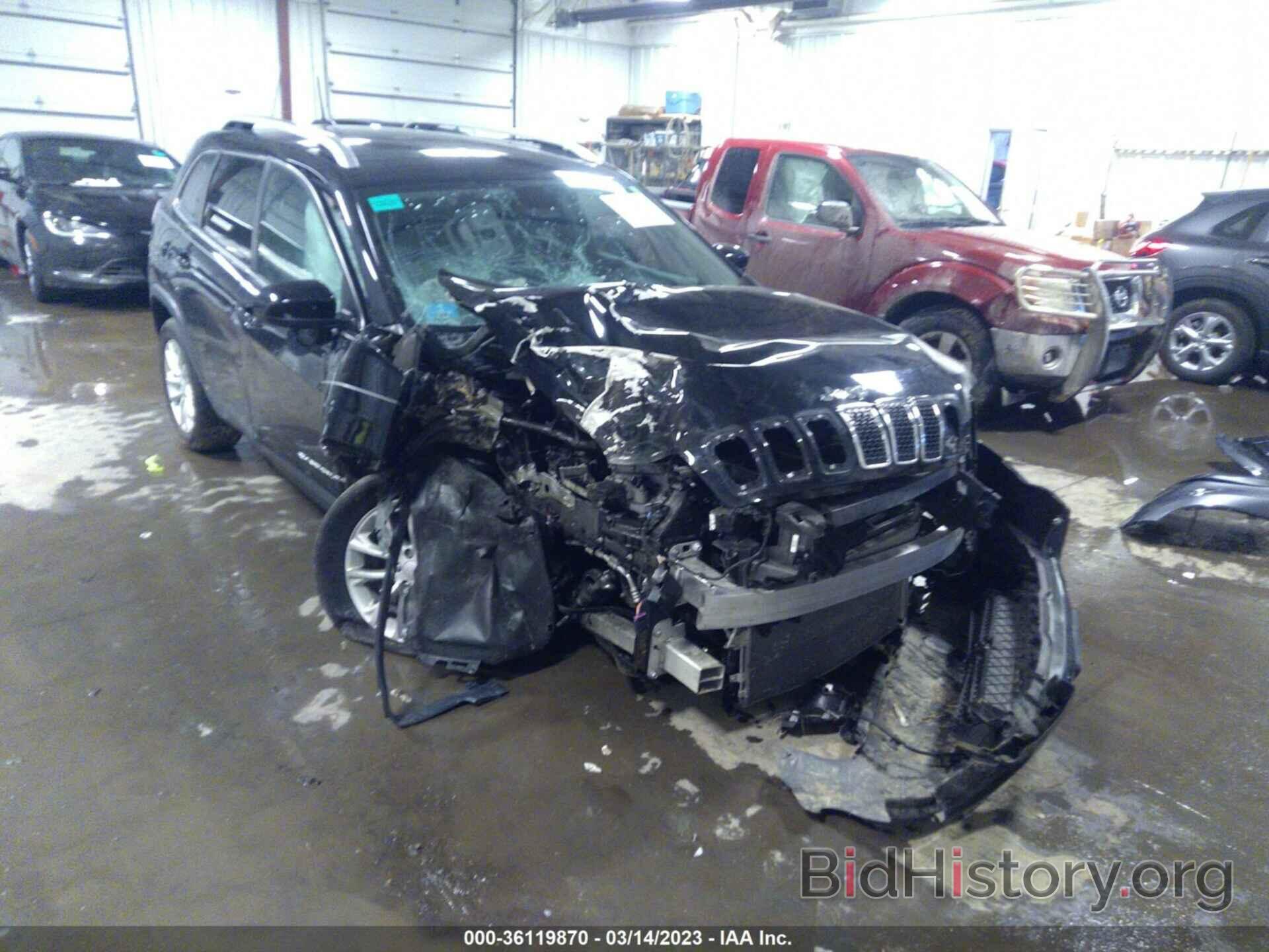 Photo 1C4PJLCB8KD487583 - JEEP CHEROKEE 2019