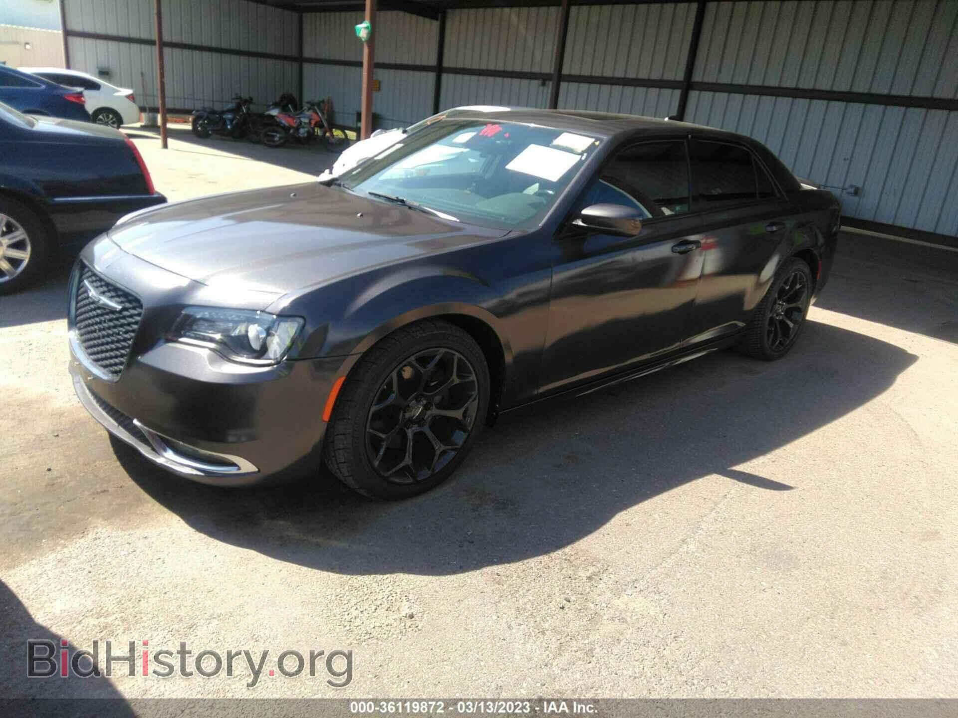 2015 CHRYSLER 300 - VIN: 2C3CCABT8FH781182 - Фото 2