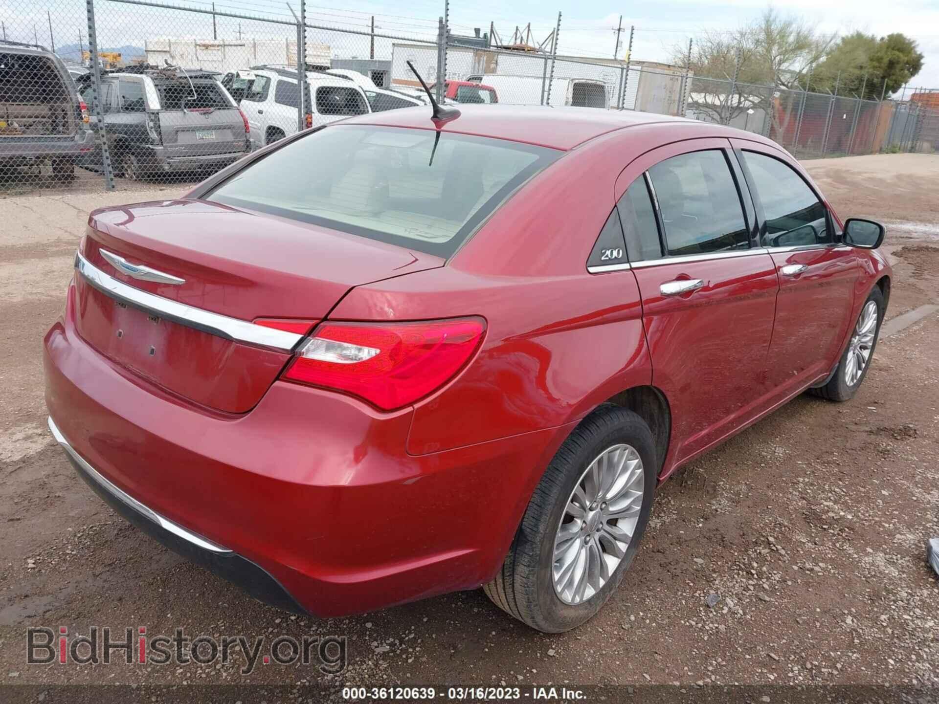 2012 CHRYSLER 200 - VIN: 1C3CCBCG1CN236418 - Фото 4