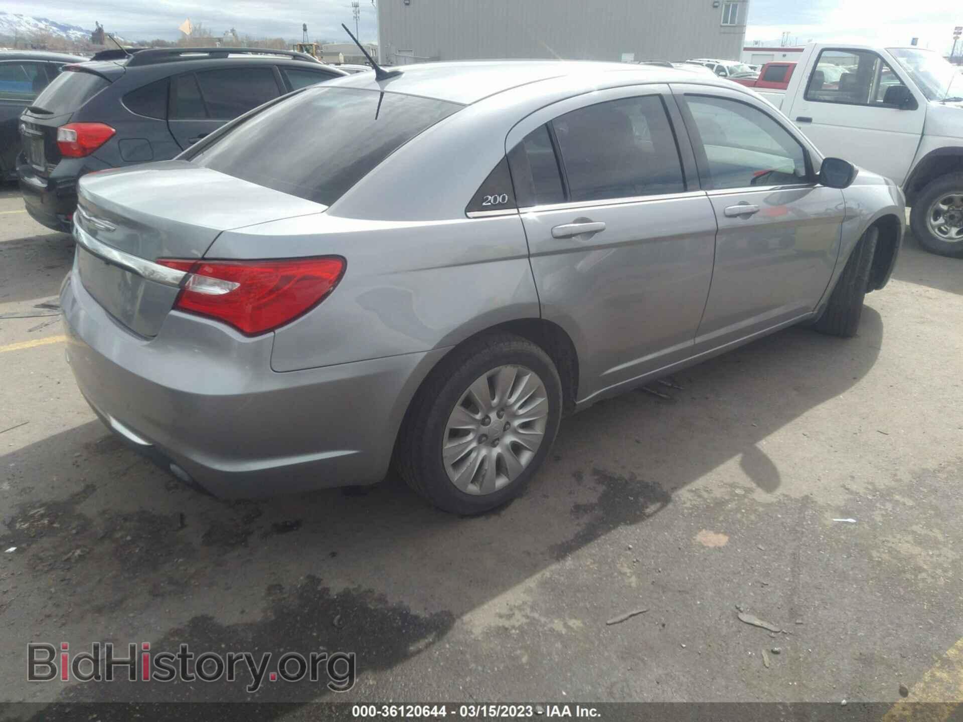 2014 CHRYSLER 200 - VIN: 1C3CCBAB8EN122619 - Фото 4