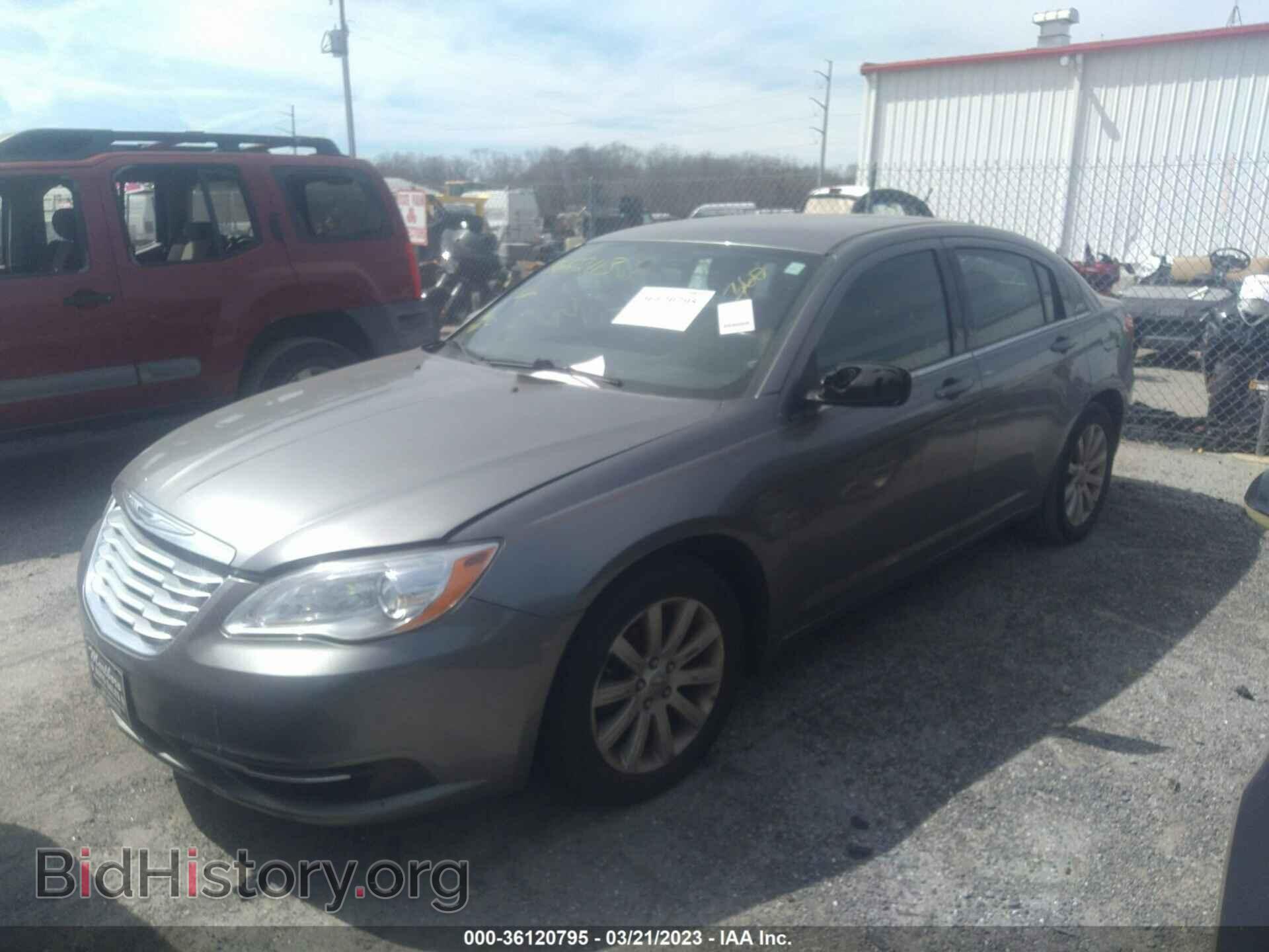2012 CHRYSLER 200 - VIN: 1C3CCBBB9CN114038 - Photo 2