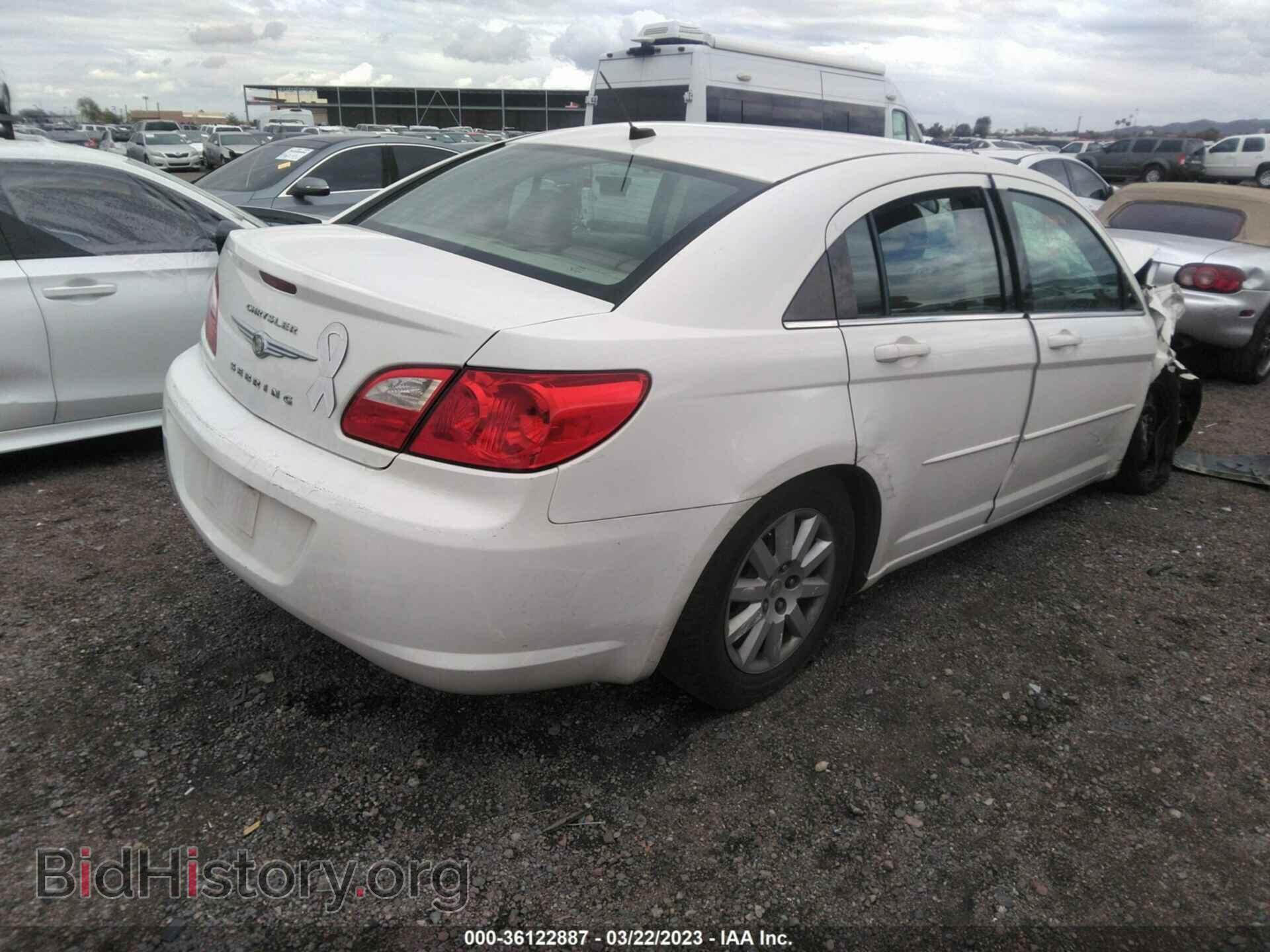 2009 CHRYSLER SEBRING - VIN: 1C3LC46B69N530417 - Фото 4