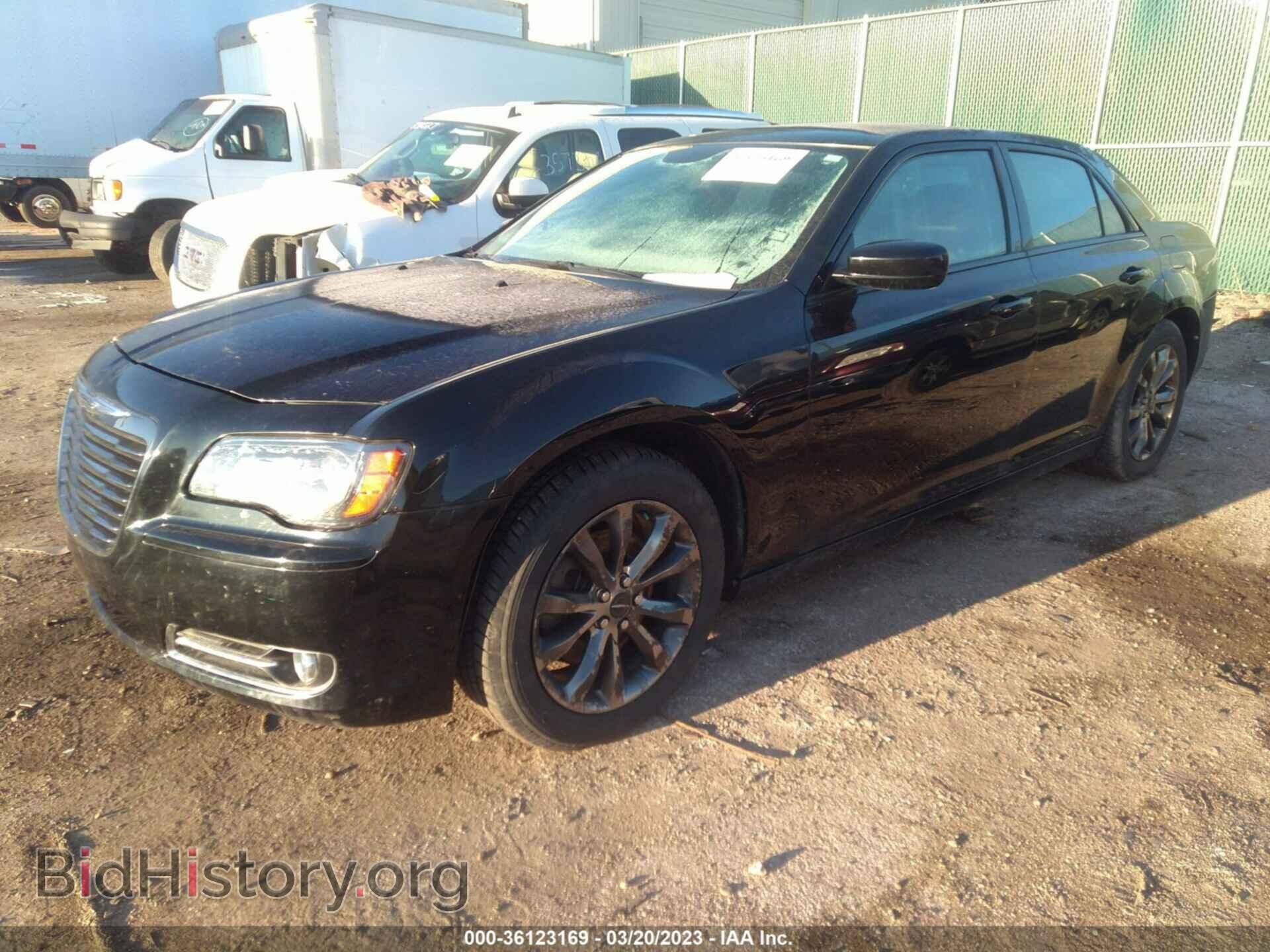 2014 CHRYSLER 300 - VIN: 2C3CCAGG7EH273764 - Фото 2