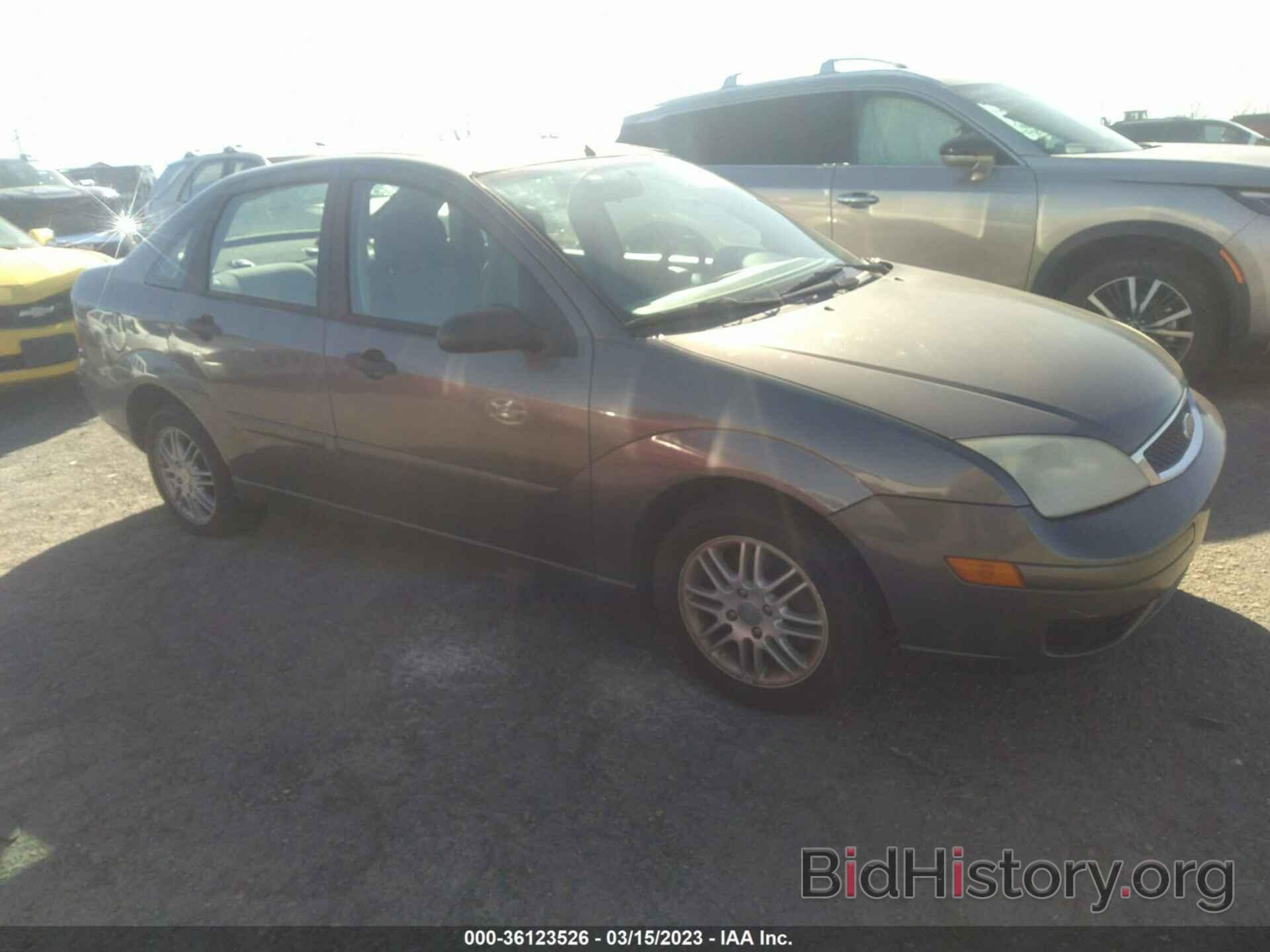 Photo 1FAFP34NX7W168643 - FORD FOCUS 2007