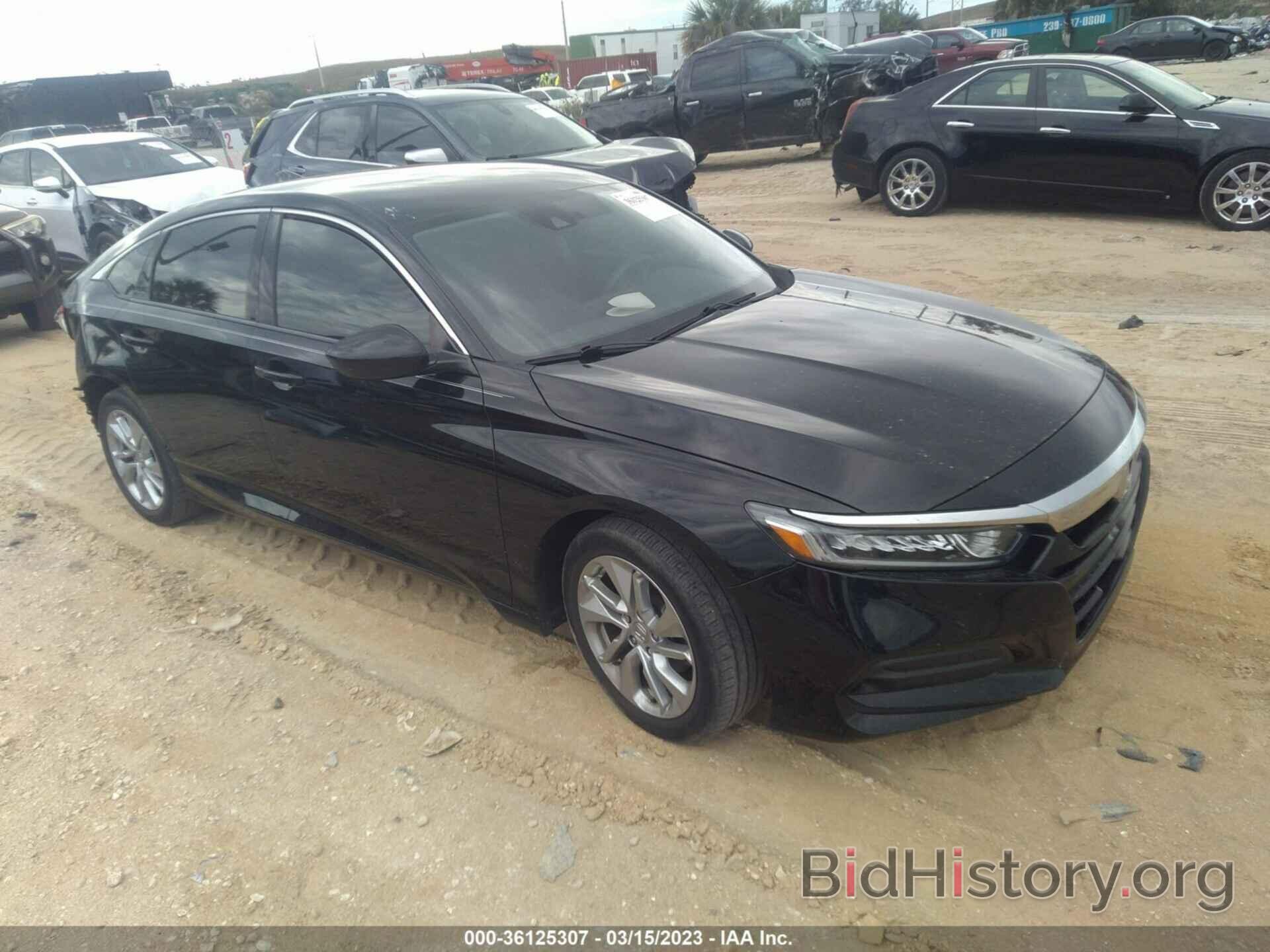 Photo 1HGCV1F18KA086113 - HONDA ACCORD SEDAN 2019