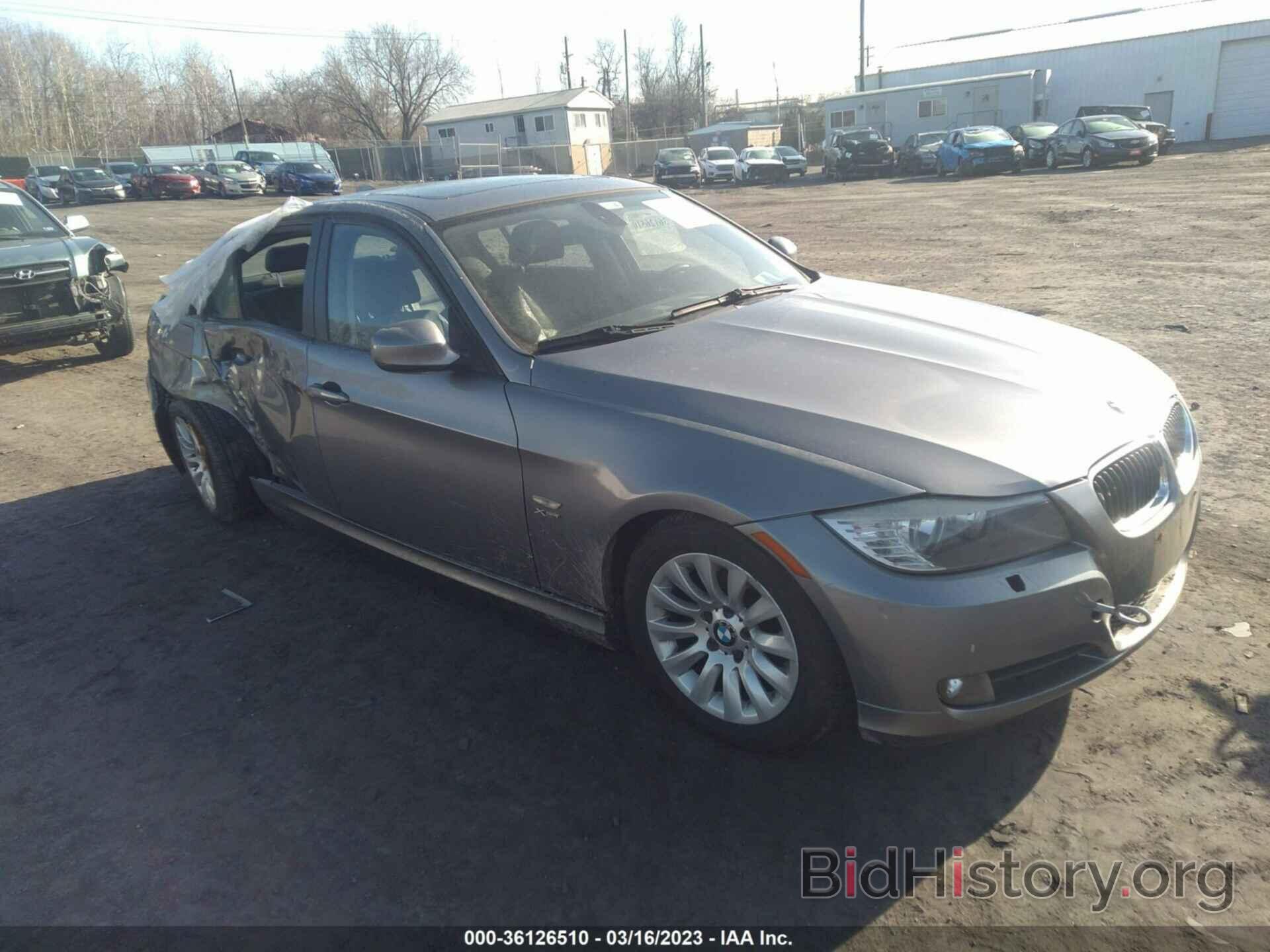 Photo WBAPK53589A643214 - BMW 3 SERIES 2009