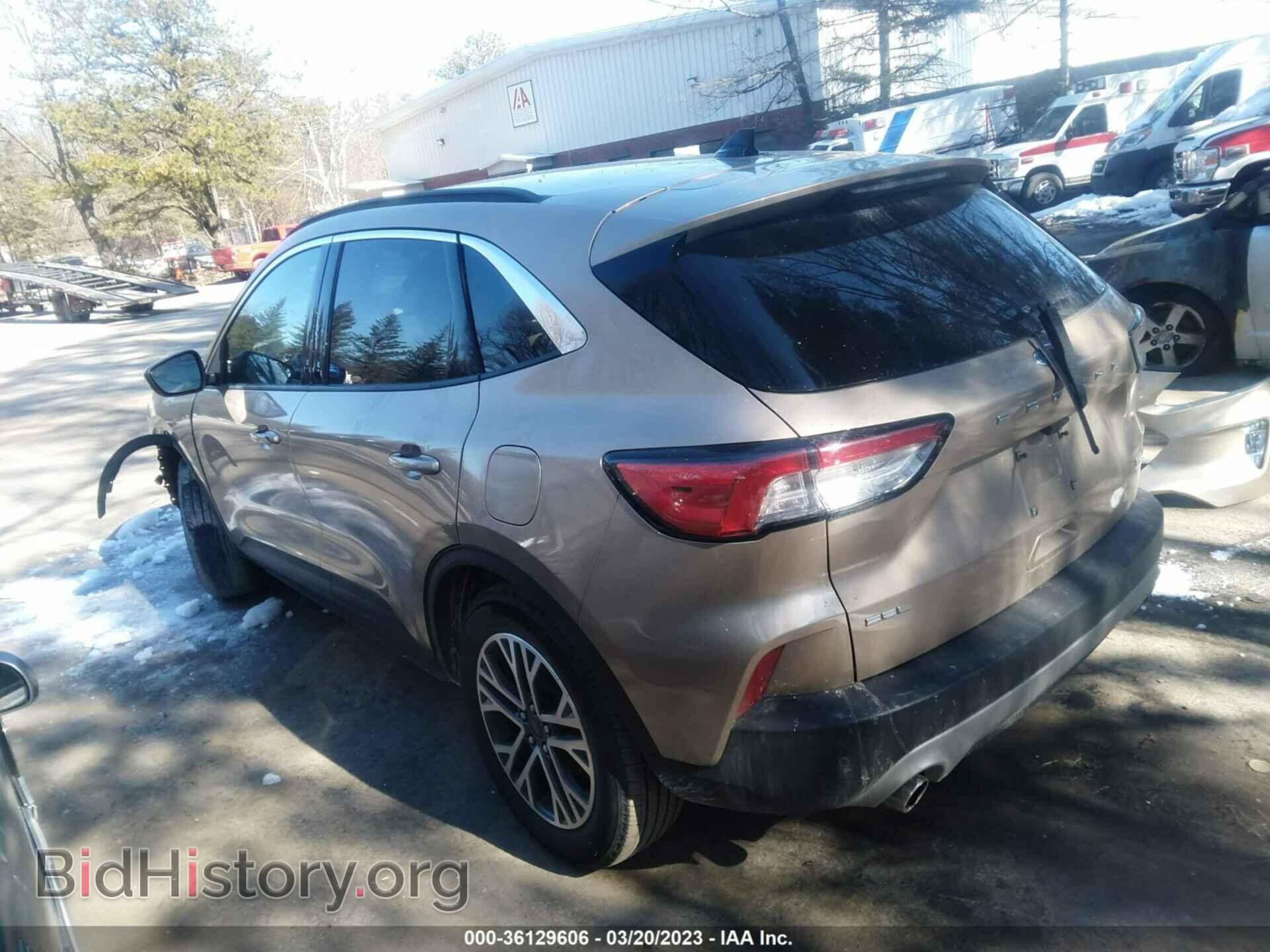 2020 FORD ESCAPE - VIN: 1FMCU9H69LUA44327 - Фото 3