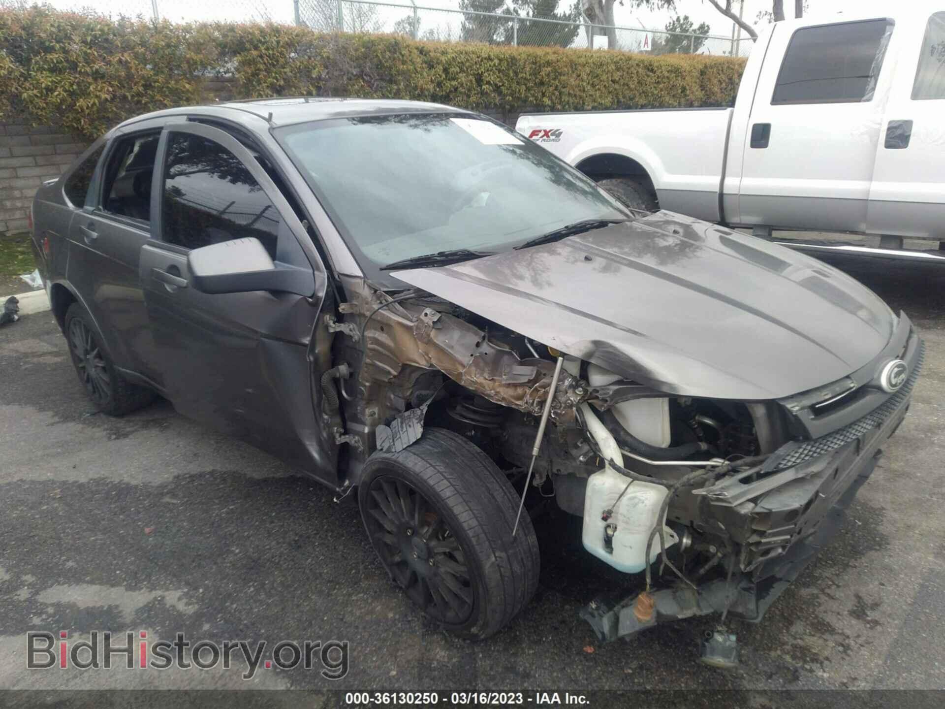 Photo 1FAHP3GN2BW112998 - FORD FOCUS 2011
