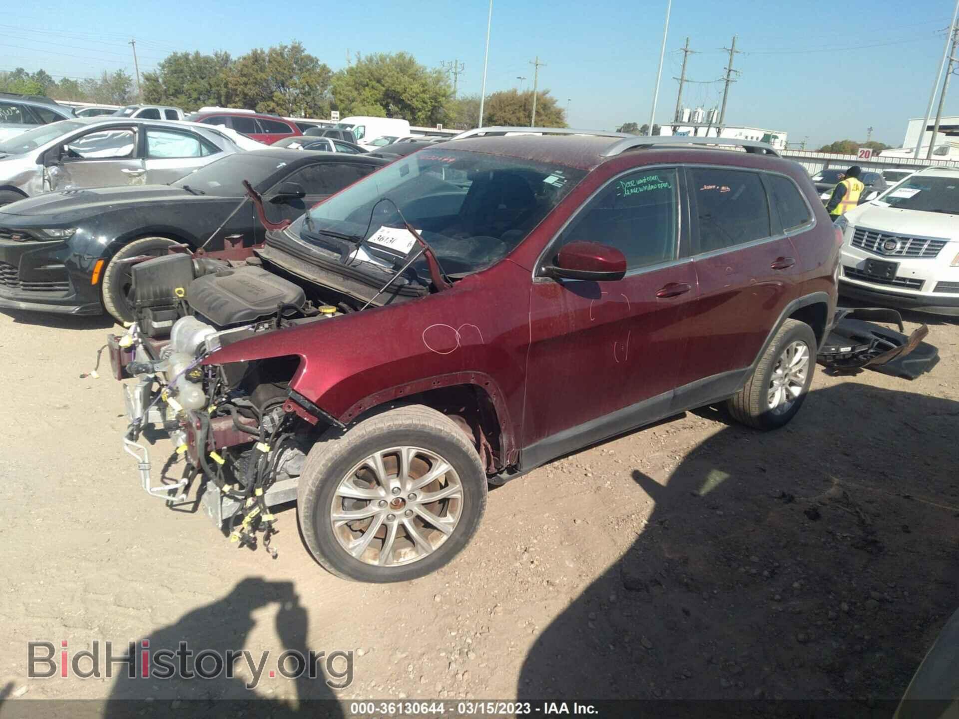 2019 JEEP CHEROKEE - VIN: 1C4PJLCB2KD466311 - Фото 2