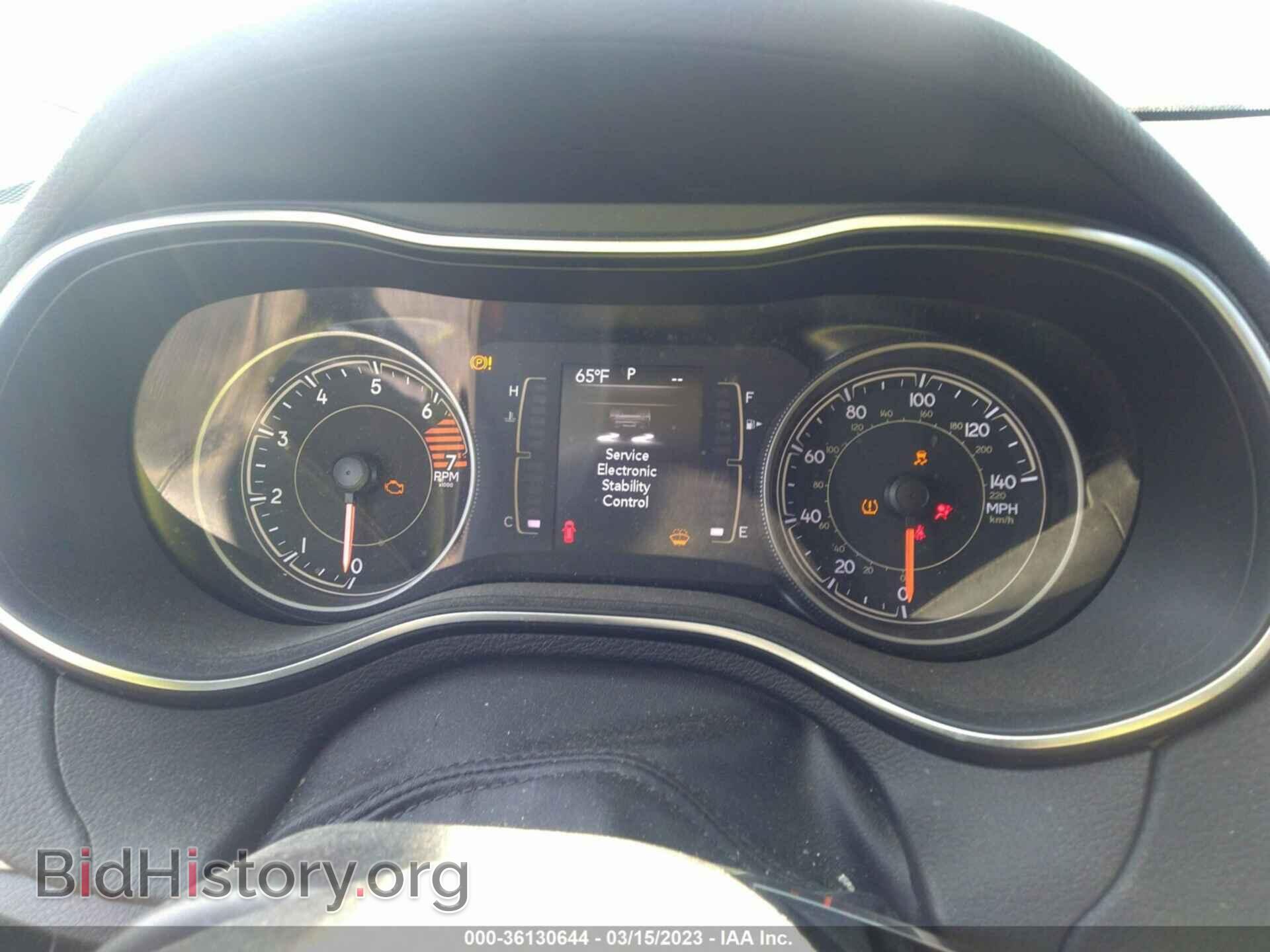 2019 JEEP CHEROKEE - VIN: 1C4PJLCB2KD466311 - Фото 7