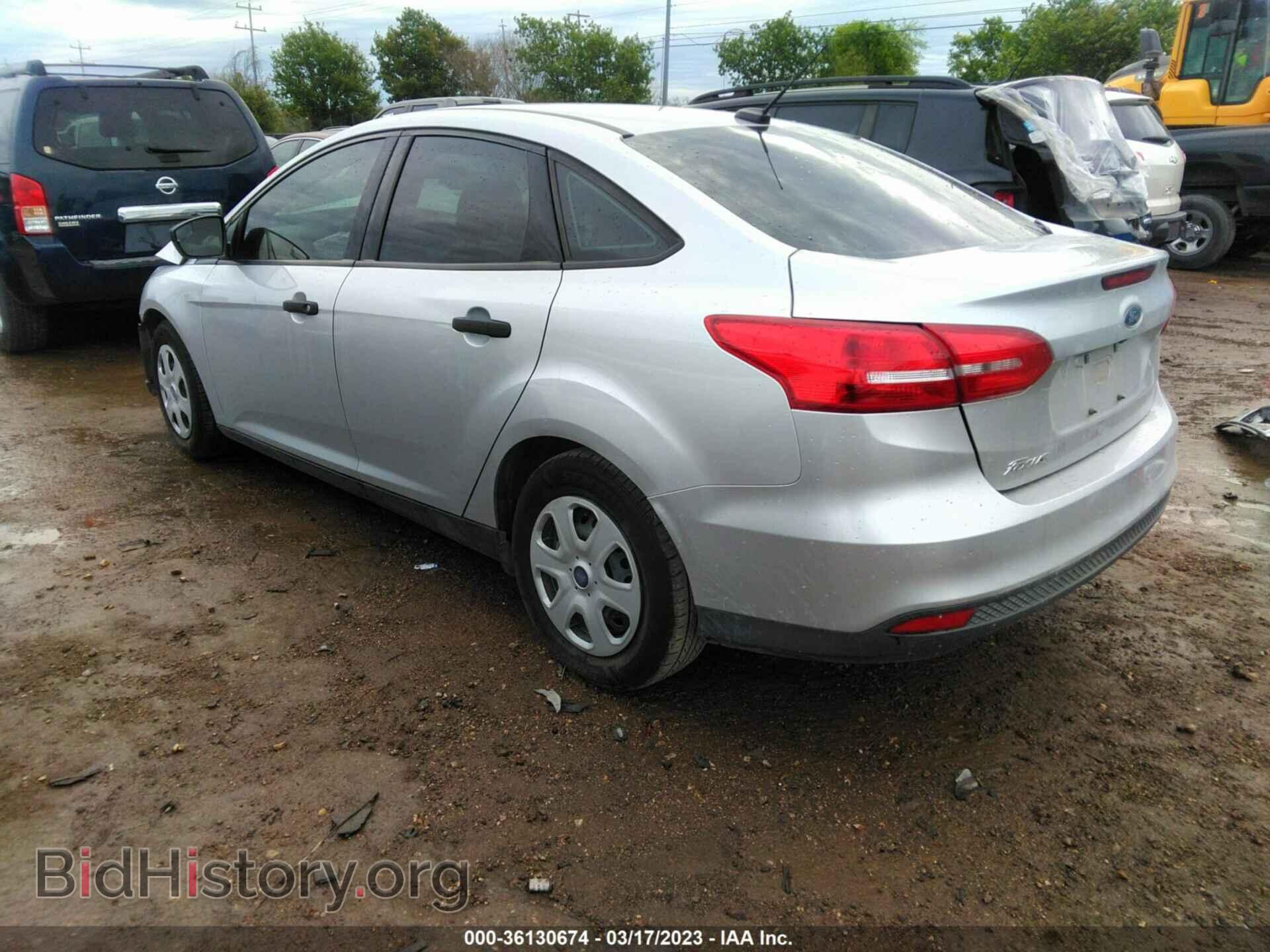 2018 FORD FOCUS - VIN: 1FADP3E21JL292711 - Фото 3
