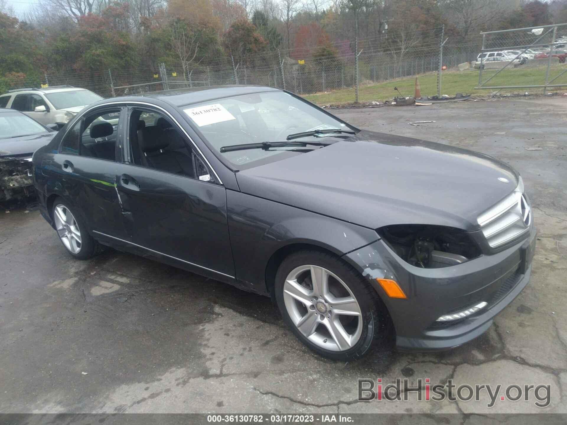 Photo WDDGF5EB5BA524011 - MERCEDES-BENZ C-CLASS 2011