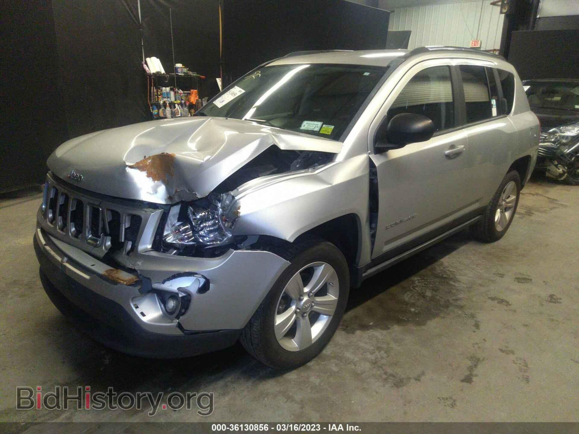 2012 JEEP COMPASS - VIN: 1C4NJDBB1CD559000 - Photo 2