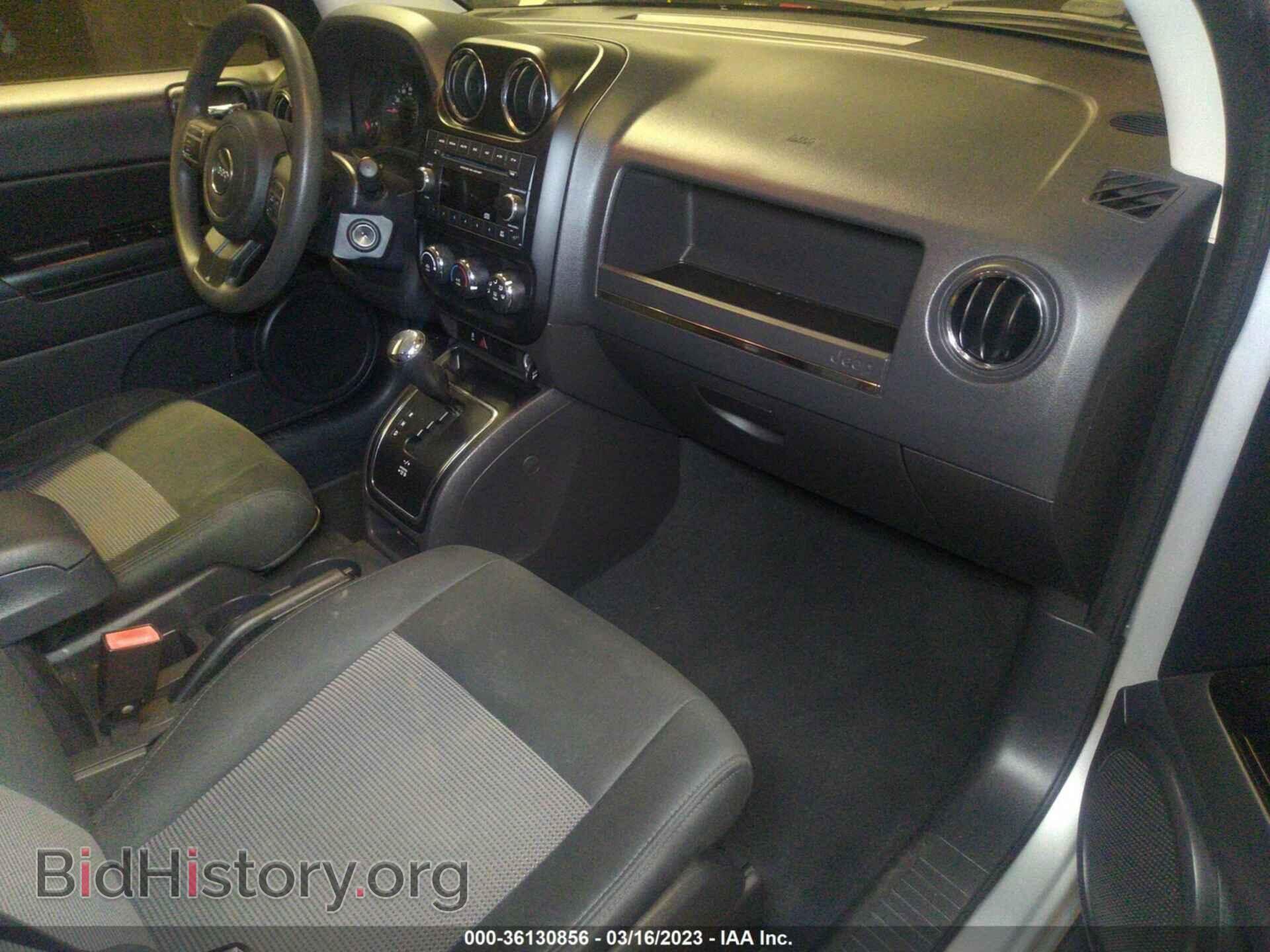 2012 JEEP COMPASS - VIN: 1C4NJDBB1CD559000 - Photo 5