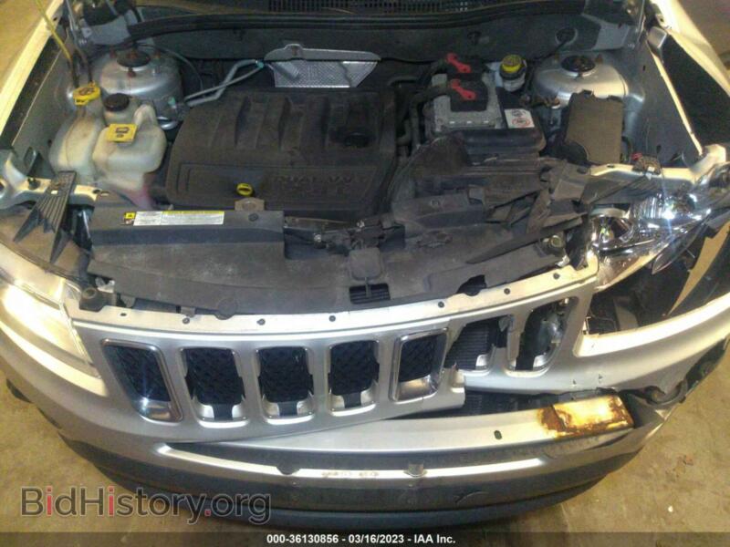 2012 Jeep COMPASS (VIN 1C4NJDBB1CD559000) — photo 10 of 11