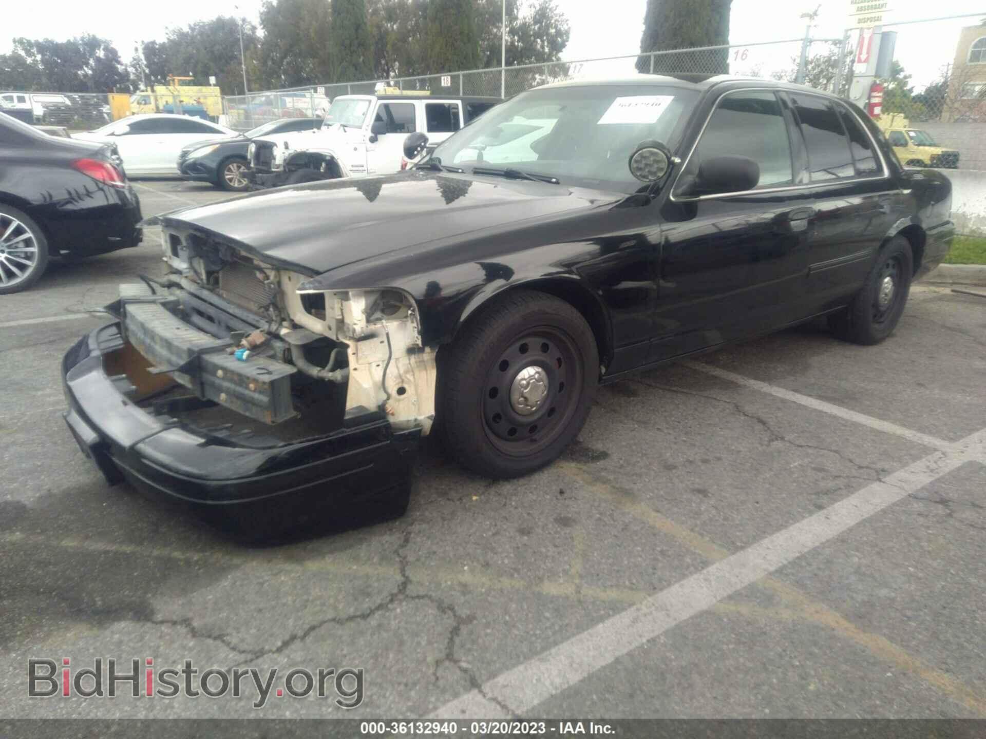 2011 FORD POLICE INTERCEPTOR - VIN: 2FABP7BV2BX175835 - Фото 2