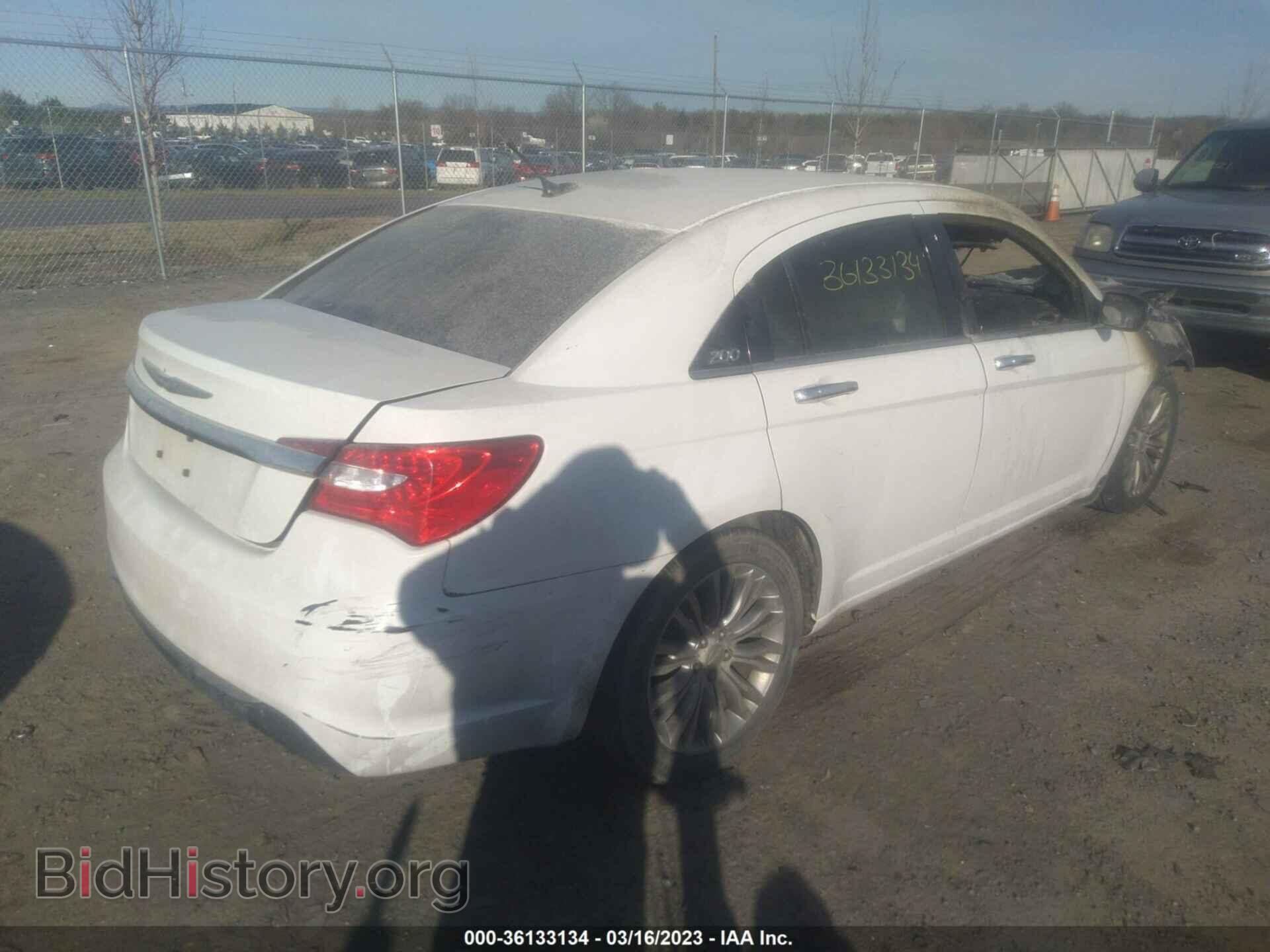 2012 CHRYSLER 200 - VIN: 1C3CCBCB7CN263739 - Фото 4