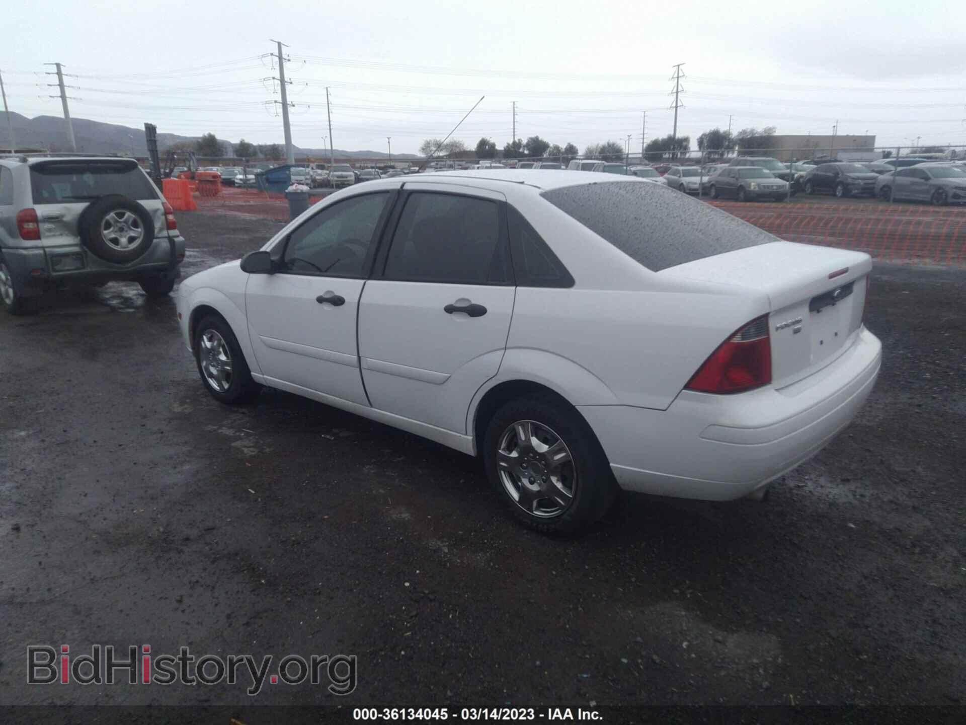 2007 FORD FOCUS - VIN: 1FAFP34N37W240749 - Photo 3