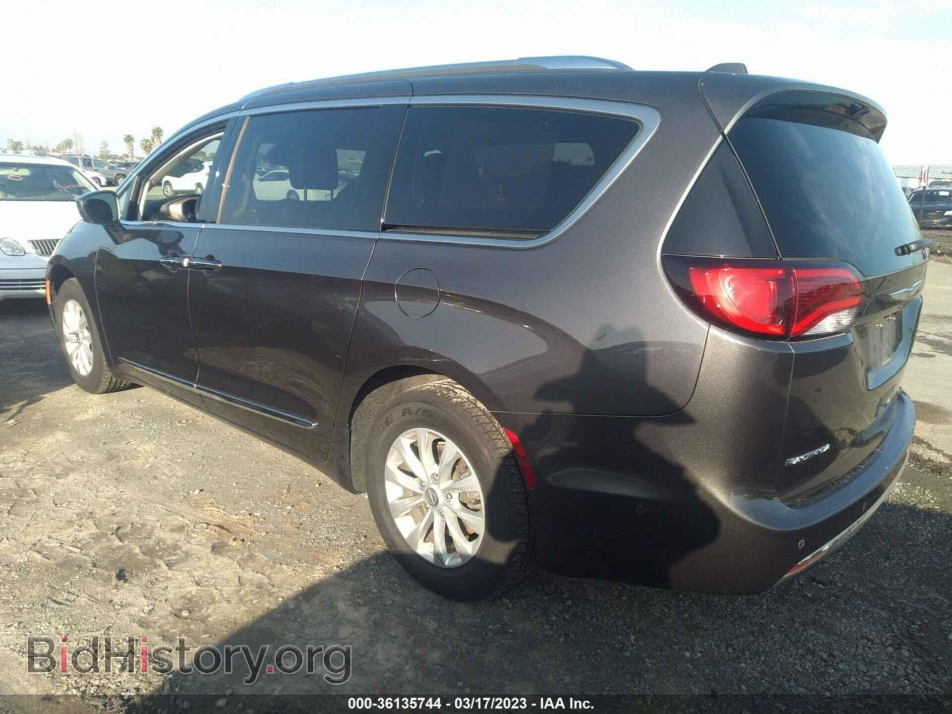 2019 CHRYSLER PACIFICA - VIN: 2C4RC1BG6KR666190 - Фото 3