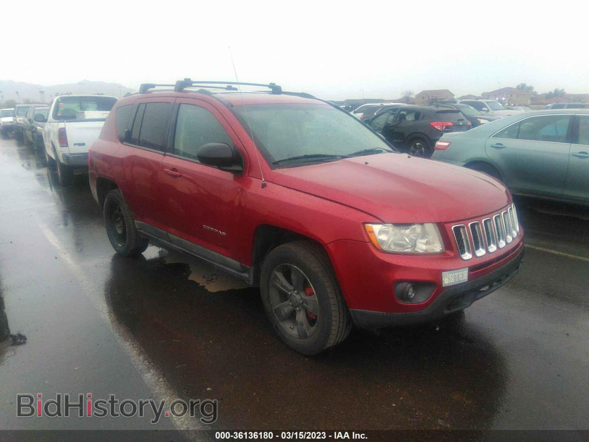 Photo 1J4NF5FB9BD205154 - JEEP COMPASS 2011
