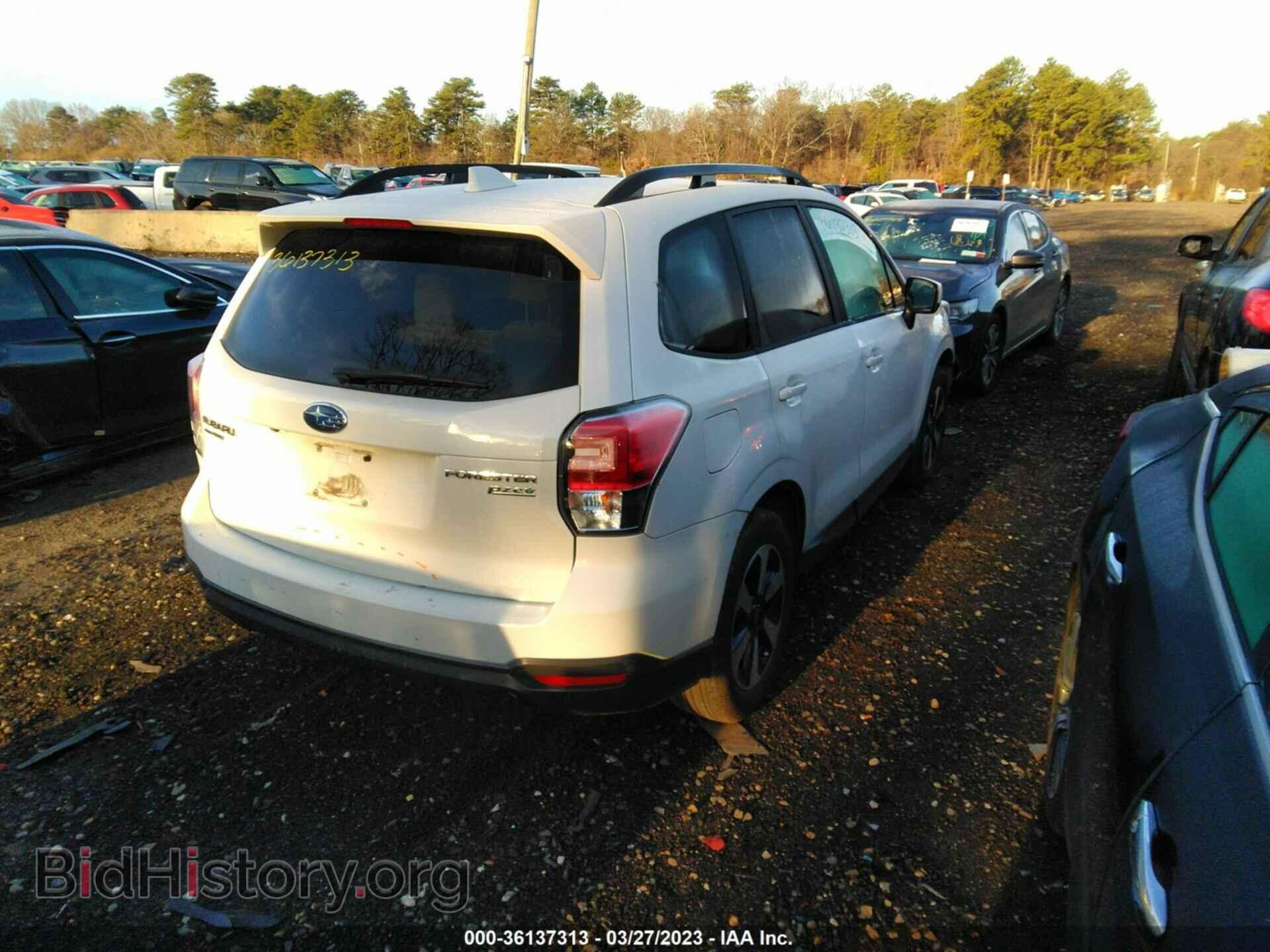 2017 SUBARU FORESTER - VIN: JF2SJAEC3HH529018 - Фото 4