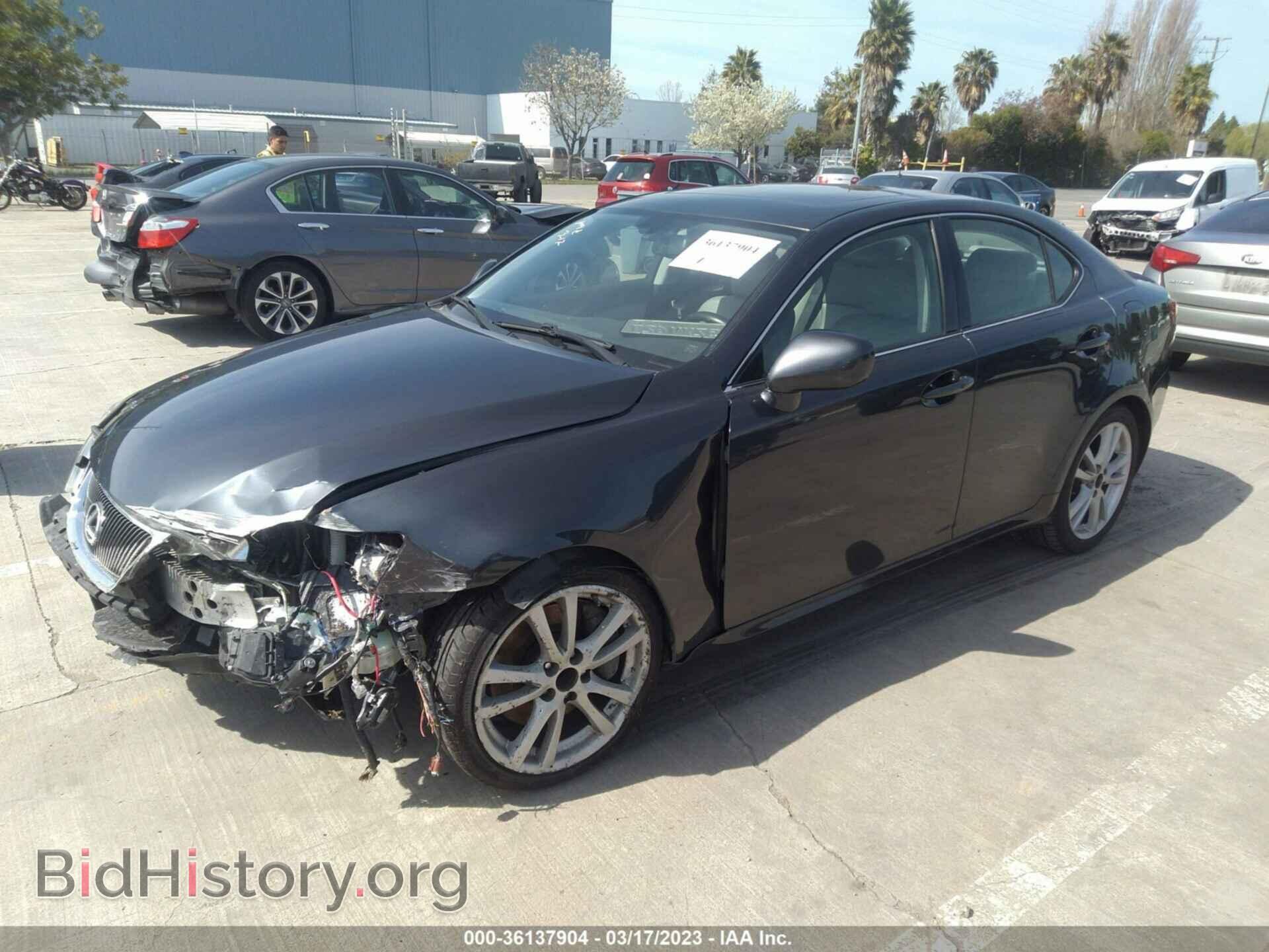 2007 LEXUS IS 350 - VIN: JTHBE262872011372 - Фото 2