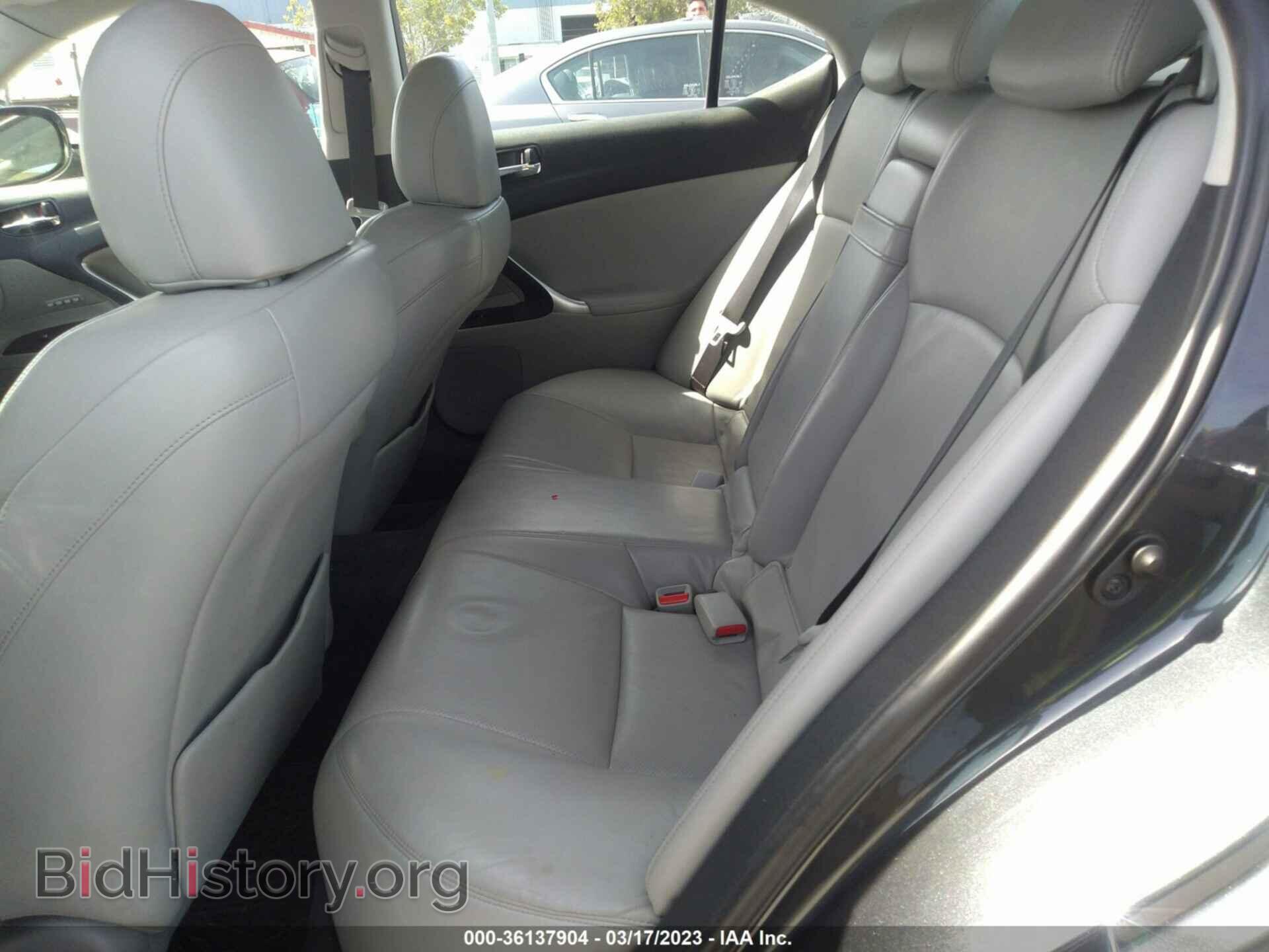 2007 LEXUS IS 350 - VIN: JTHBE262872011372 - Фото 8