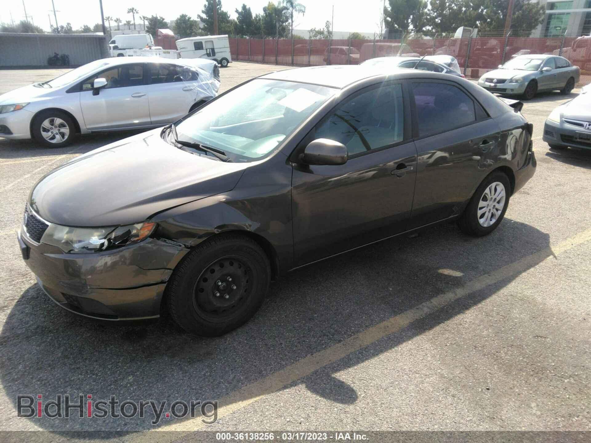 2011 KIA FORTE - VIN: KNAFU4A29B5381744 - Фото 2