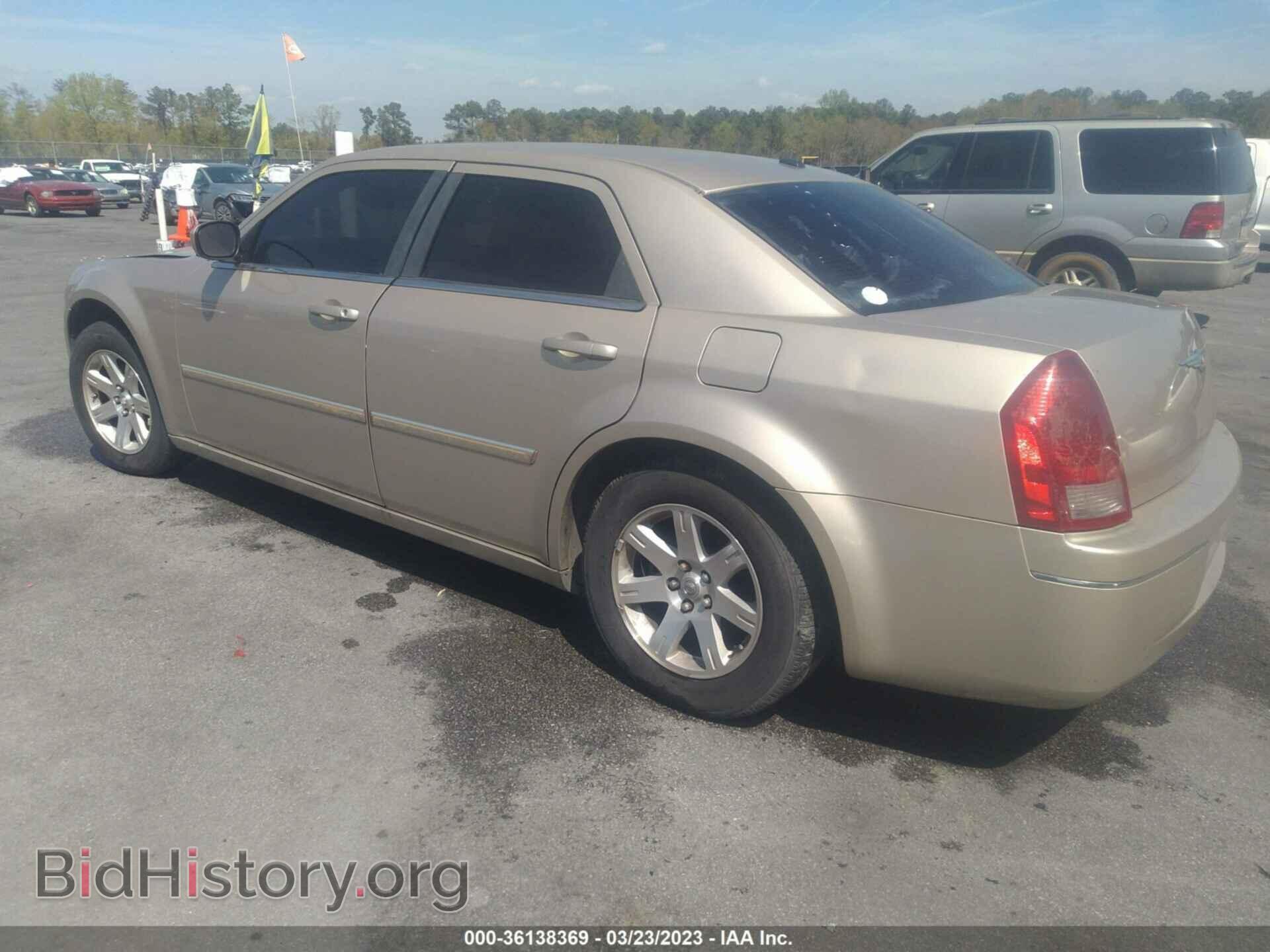 2006 CHRYSLER 300 - VIN: 2C3KA53G76H527599 - Фото 3