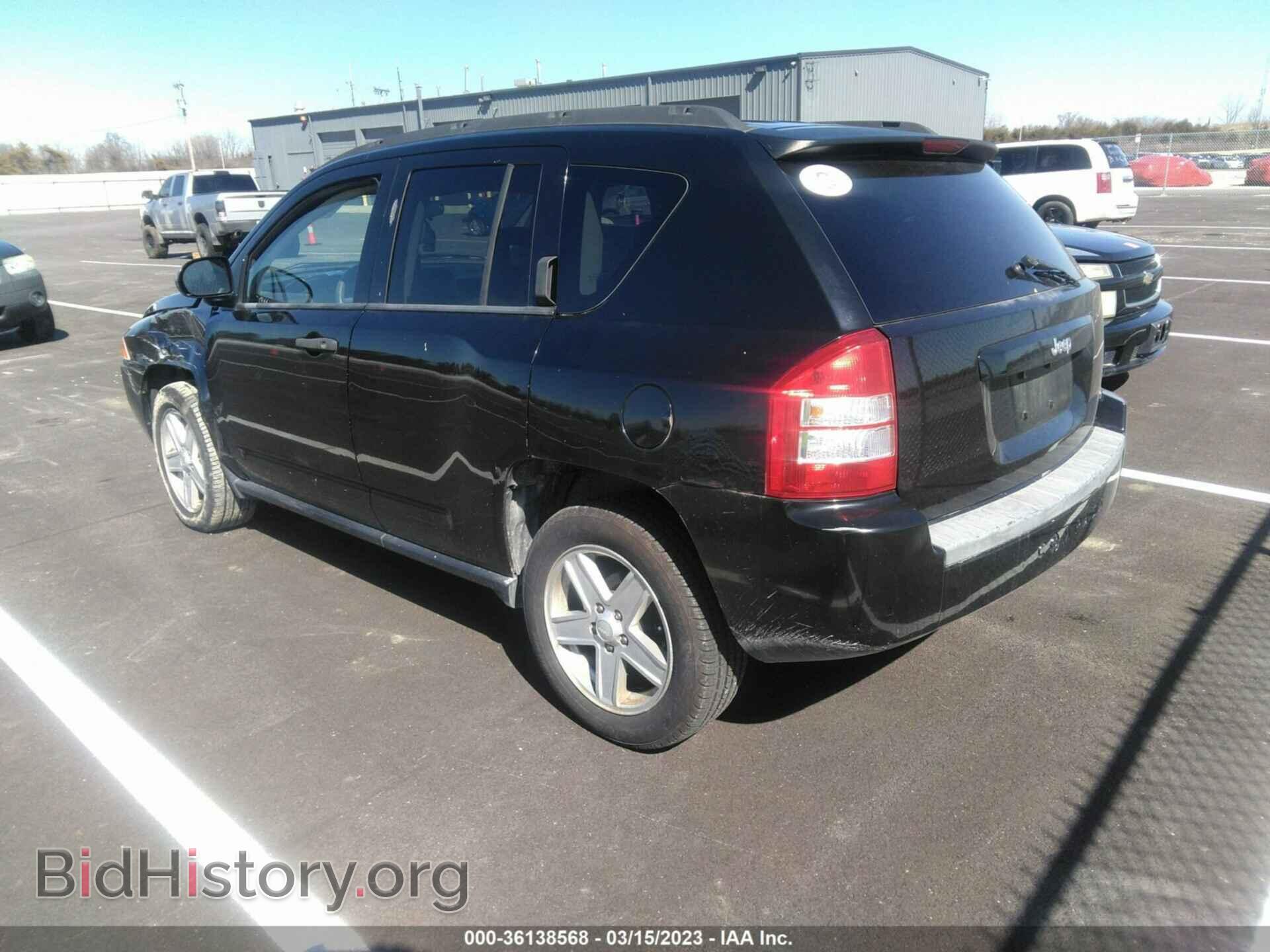 2007 JEEP COMPASS - VIN: 1J8FT470X7D359138 - Фото 3
